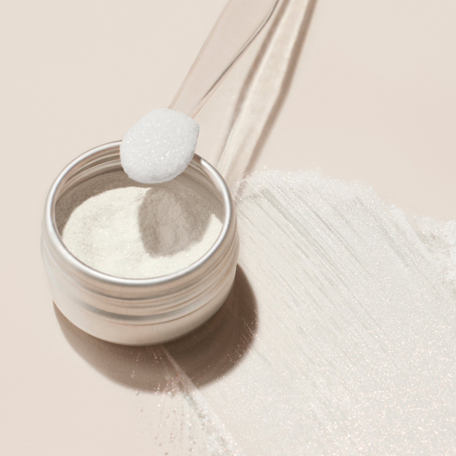manucurist-white-glazed-puder-effekt-nagel-puder image 1