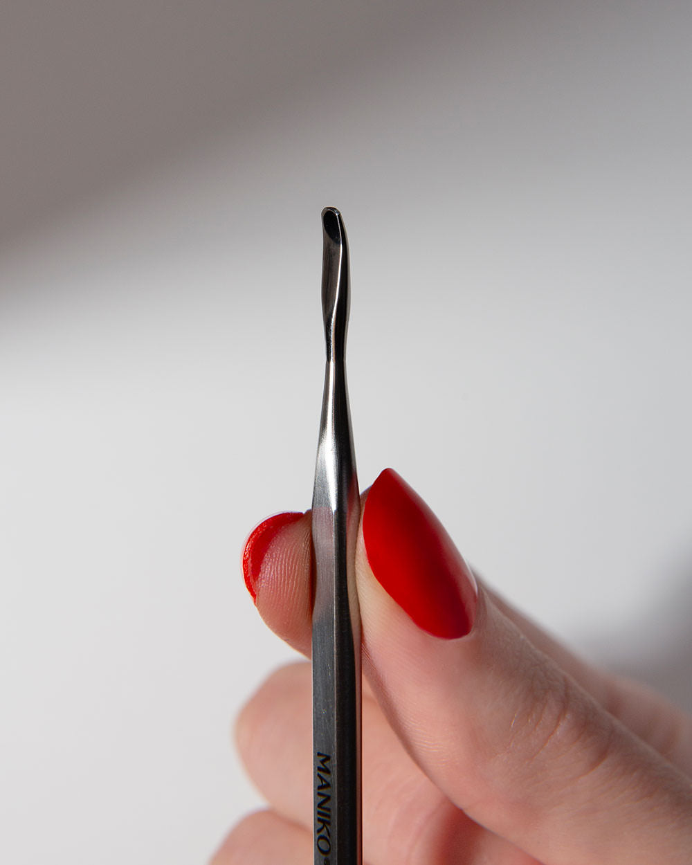 maniko-multi-tool-zubeh-r-f-r-uv-gel-strips image 4