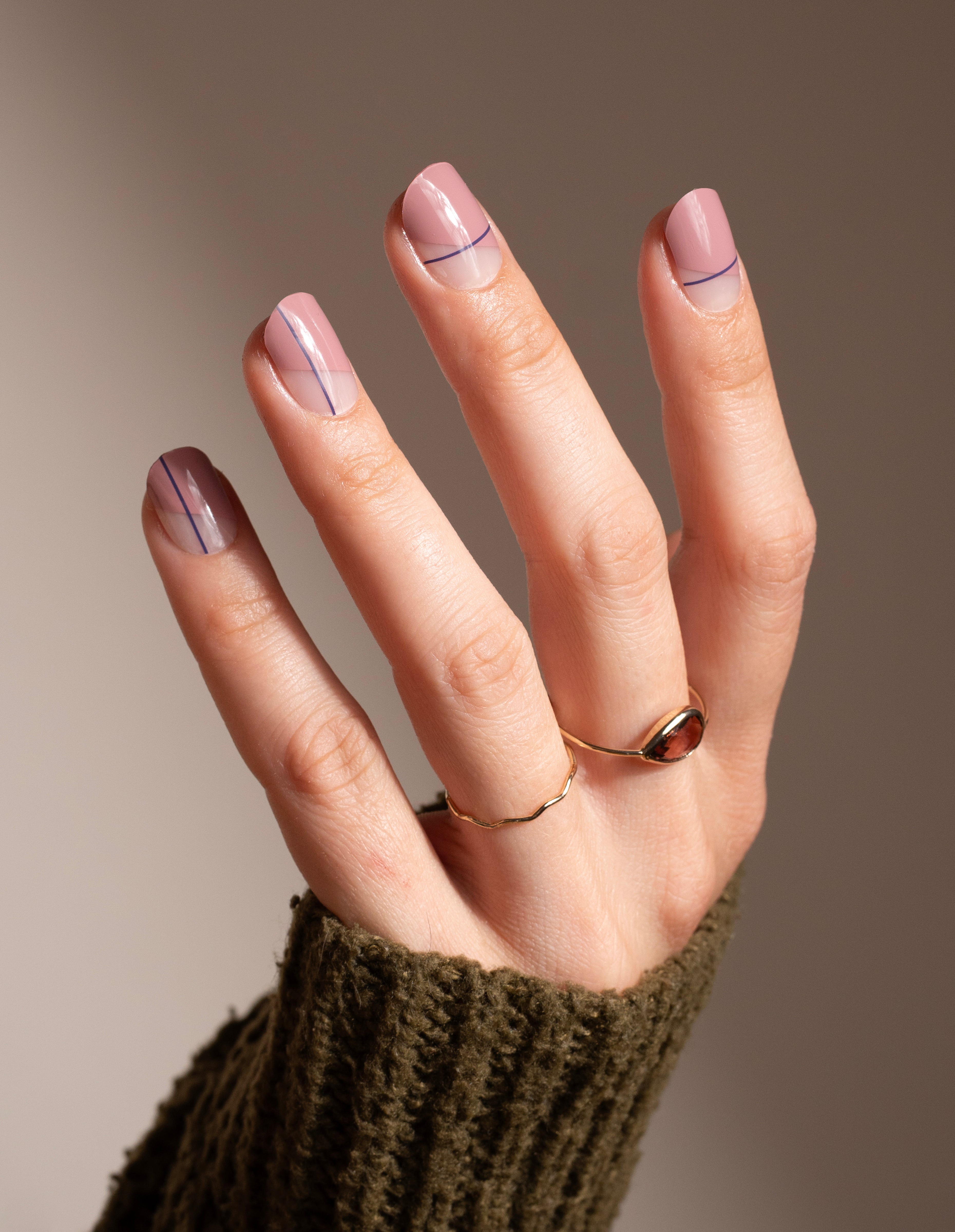 miss-sophie-blush-couture-nagelfolien image 3
