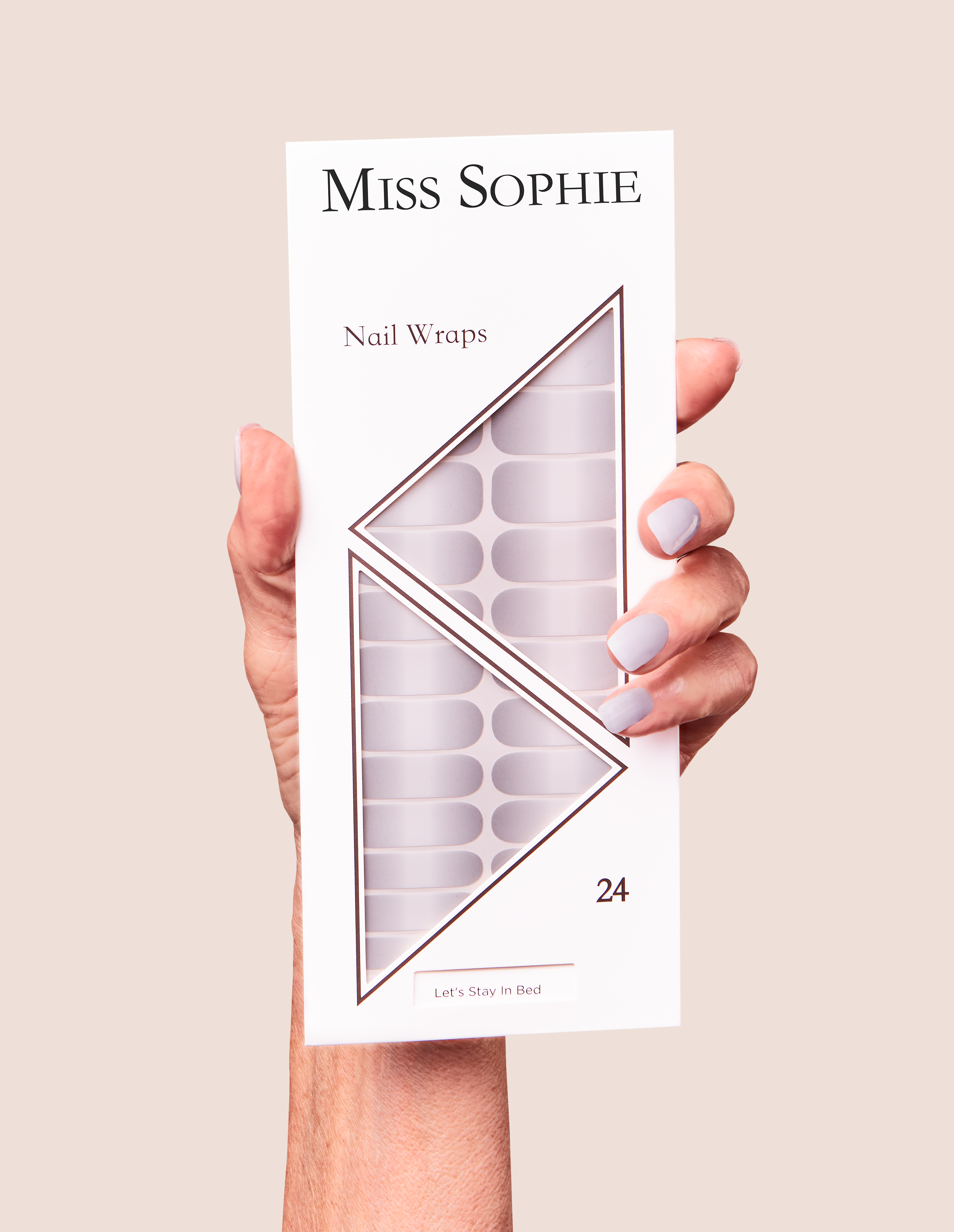 miss-sophie-let-s-stay-in-bed-nagelfolien-grau-wei-verlauf image 4