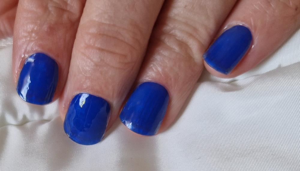Knalliges Blau
