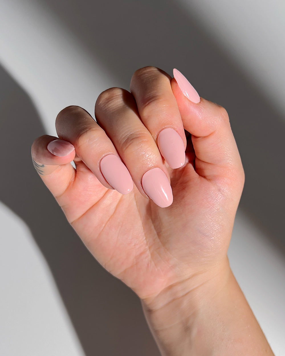 maniko-birthday-suit-uv-uv-gel-strips-nude image 4