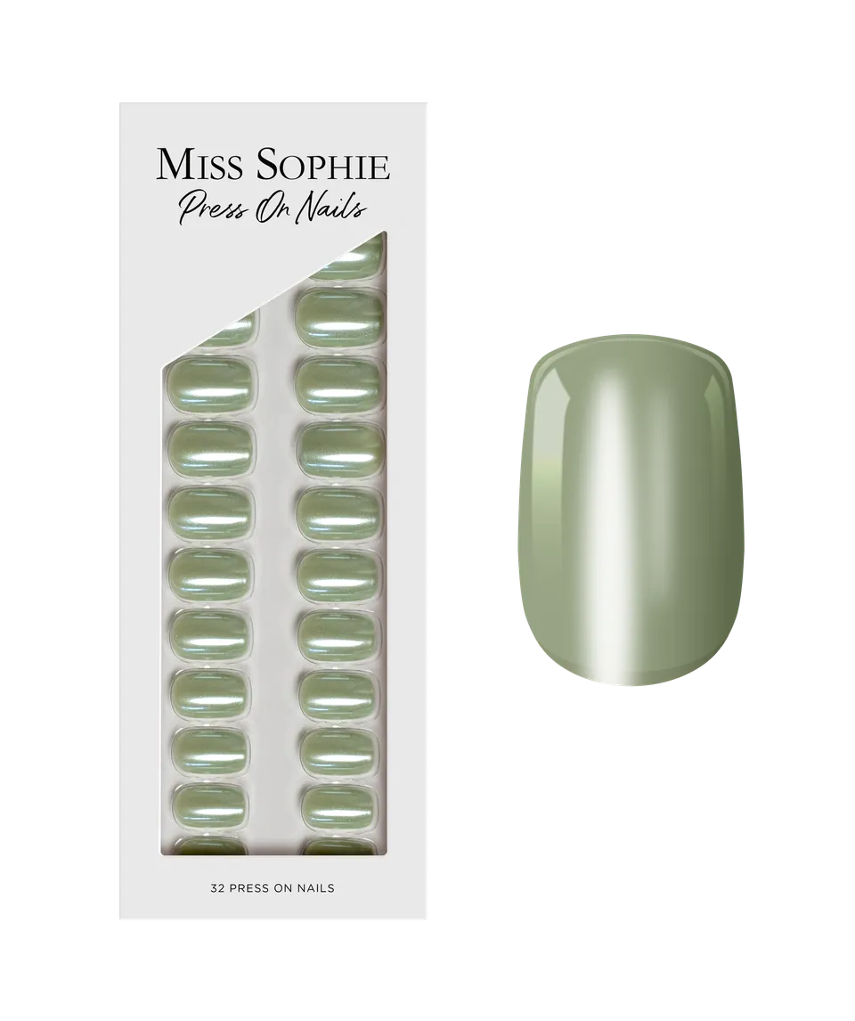 miss-sophie-matcha-chic-press-on-nails-short-square image 1