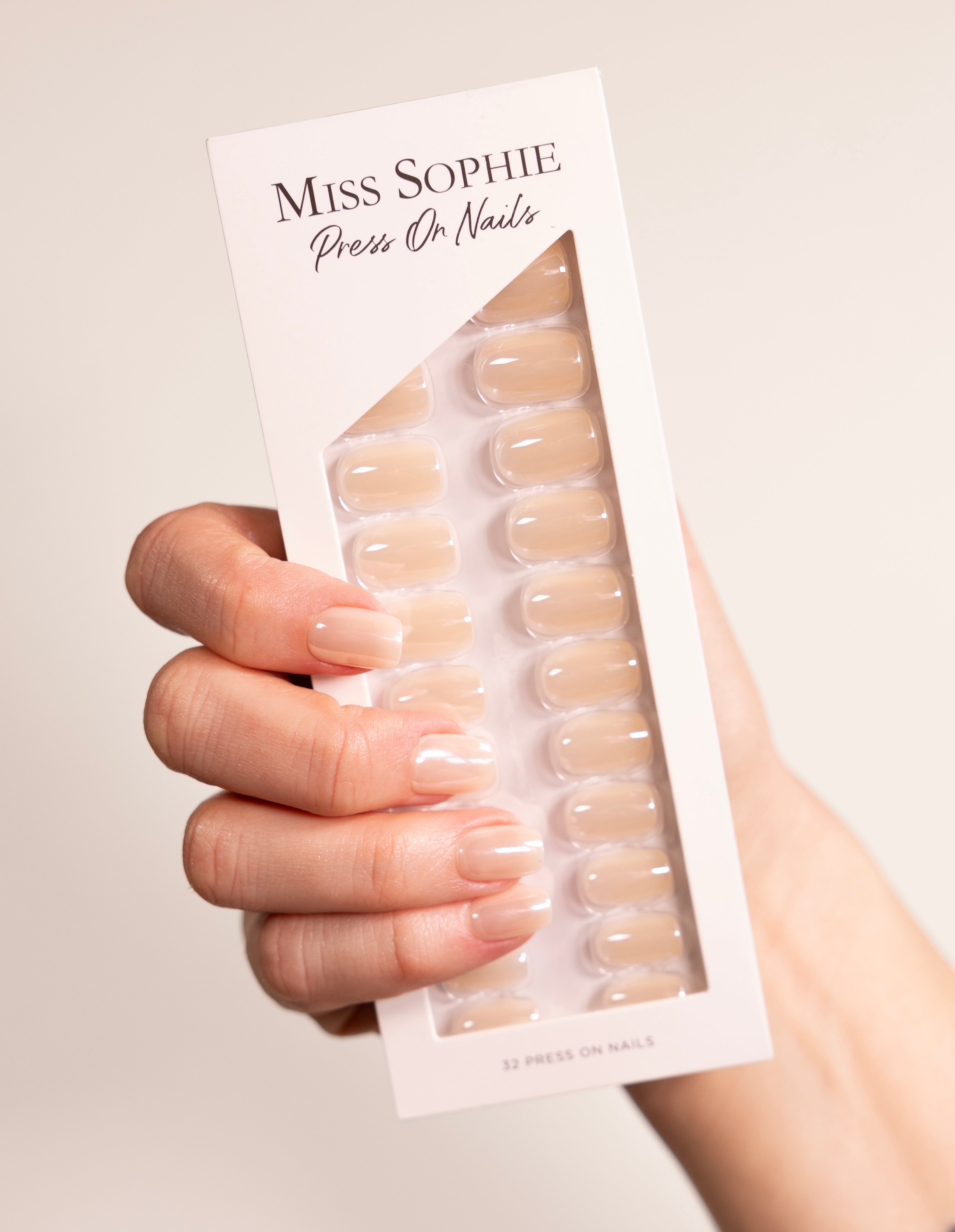miss-sophie-glazed-donut-press-on-nails-short-square image 2