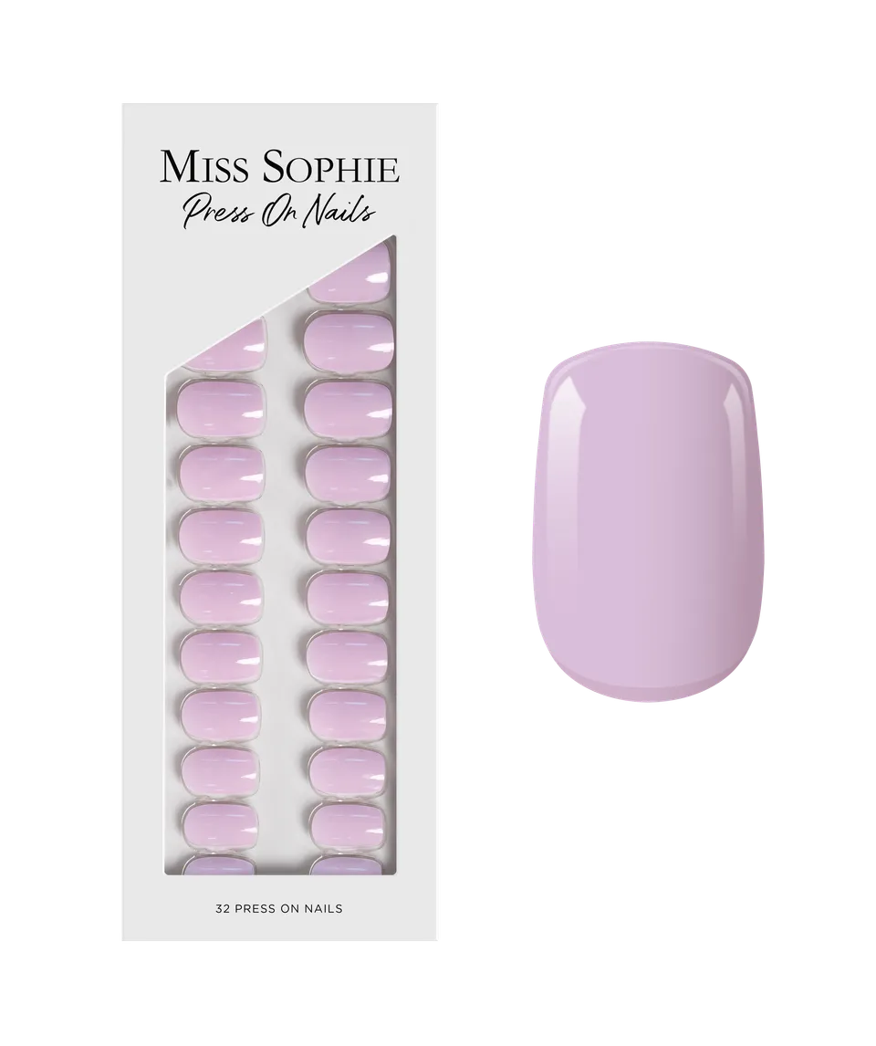 miss-sophie-petit-macaron-press-on-nails-short-square image 1