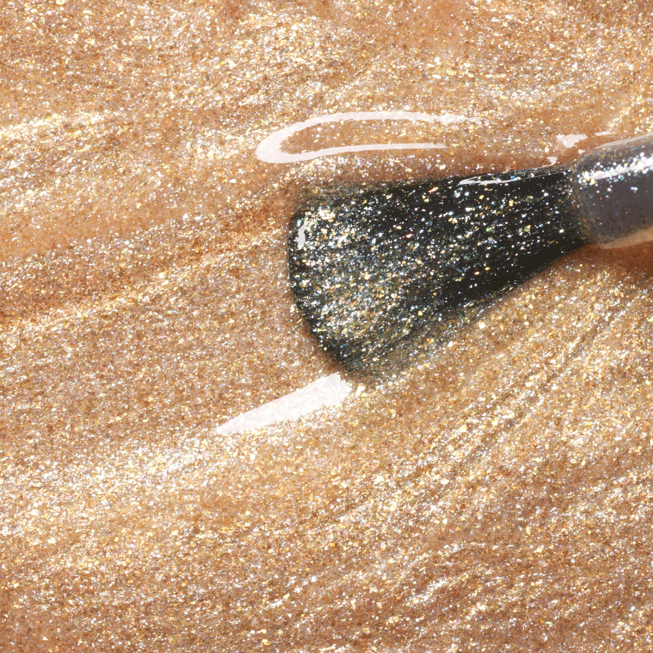 manucurist-green-flash-gold-glitter-gel-nagellack image 3