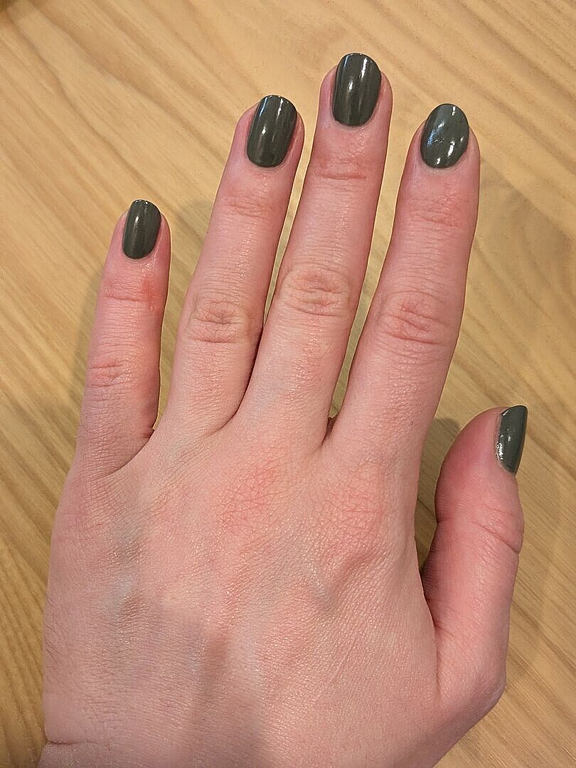 Farbe top, Halt mittel