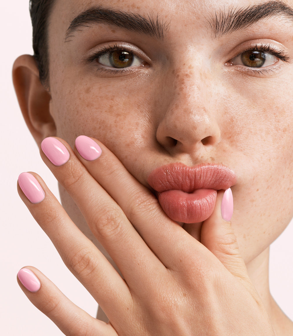 pink-gellac-388-rosewater-pink-gel-nagellack image 5