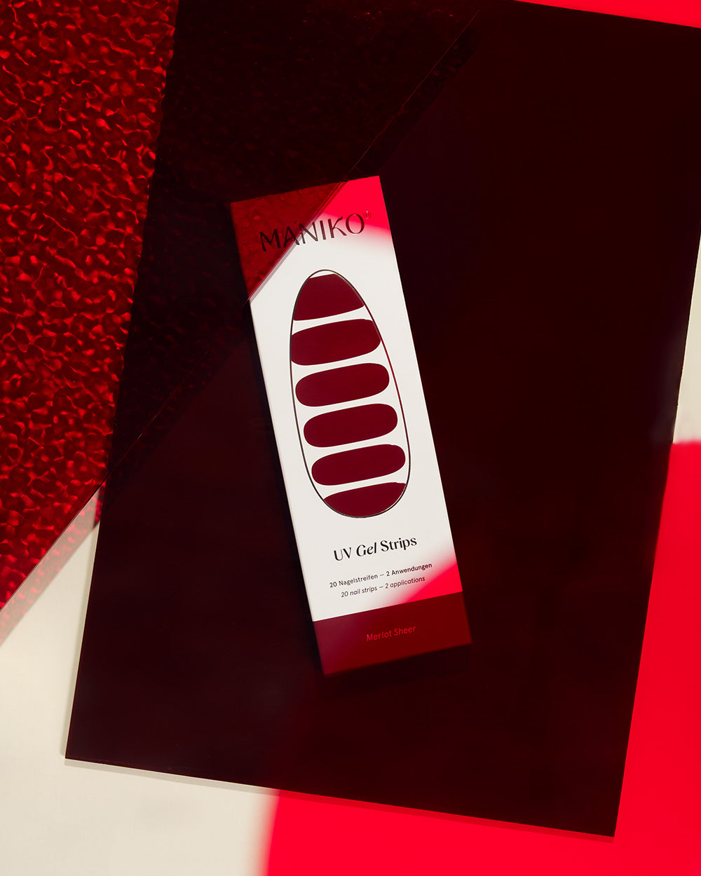 maniko-merlot-sheer-uv-uv-gel-strips image 6
