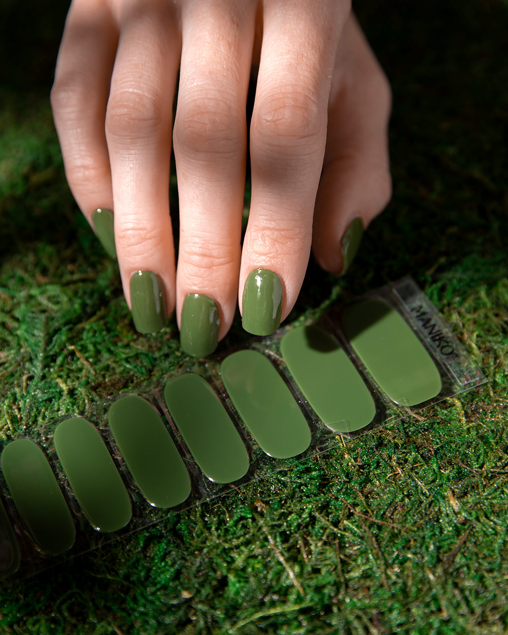 maniko-moss-uv-gel-strips-manik-re image 7