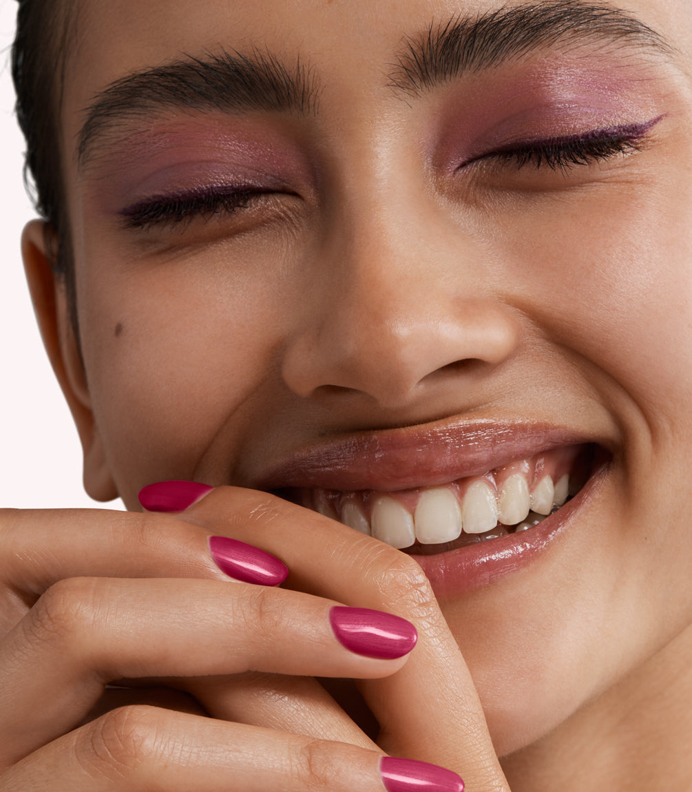 pink-gellac-170-powerful-plum-gel-nagellack-dunkel-fuchsia-perlmutt image 3