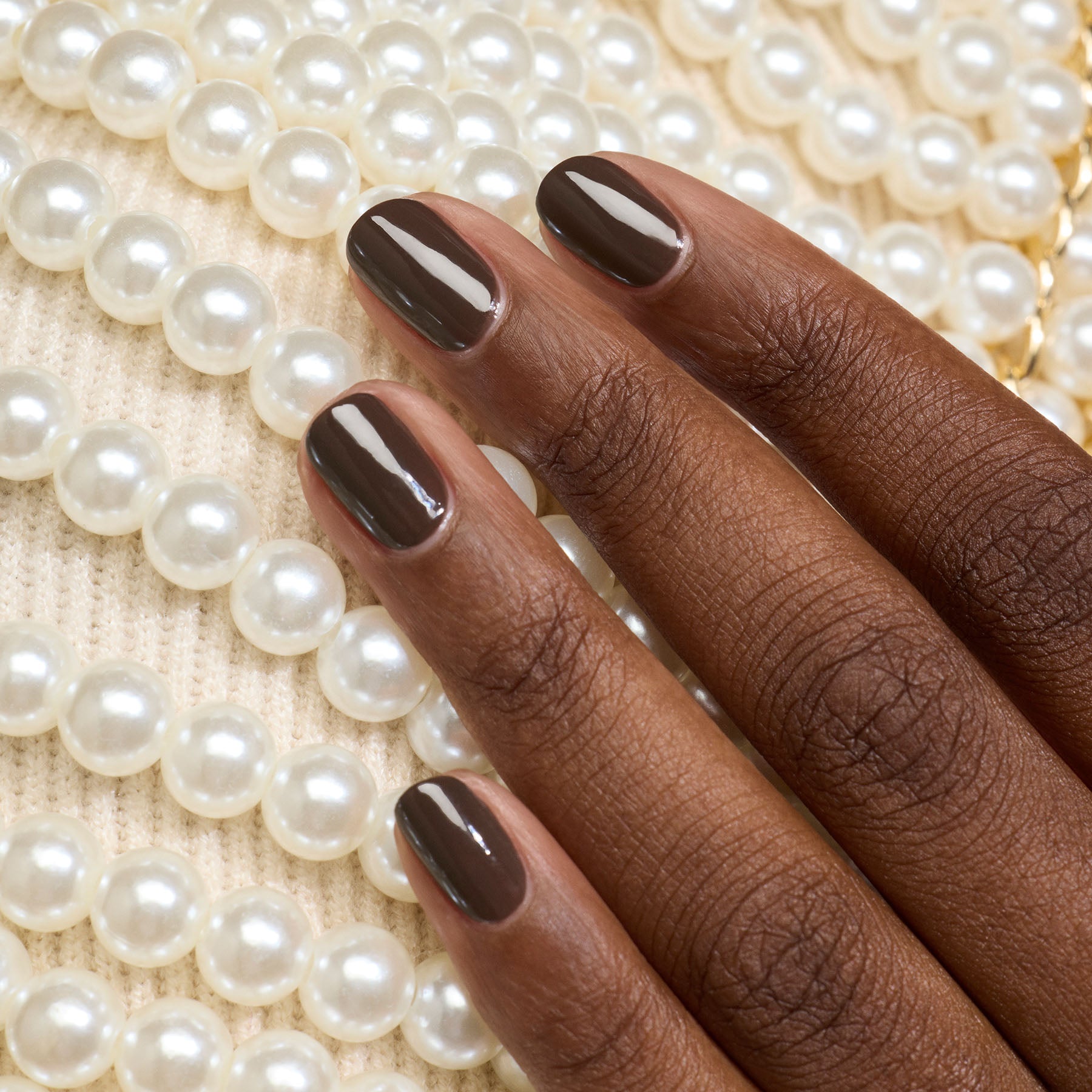 manucurist-green-nagellack-mocha-dunkelbraun image 2