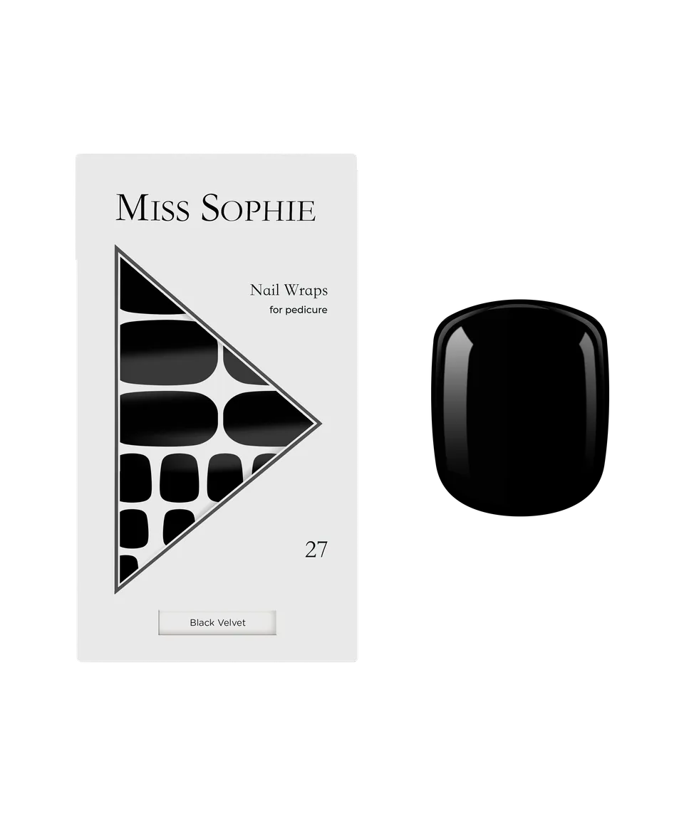 miss-sophie-black-velvet-pedicure-nagelfolien image 1