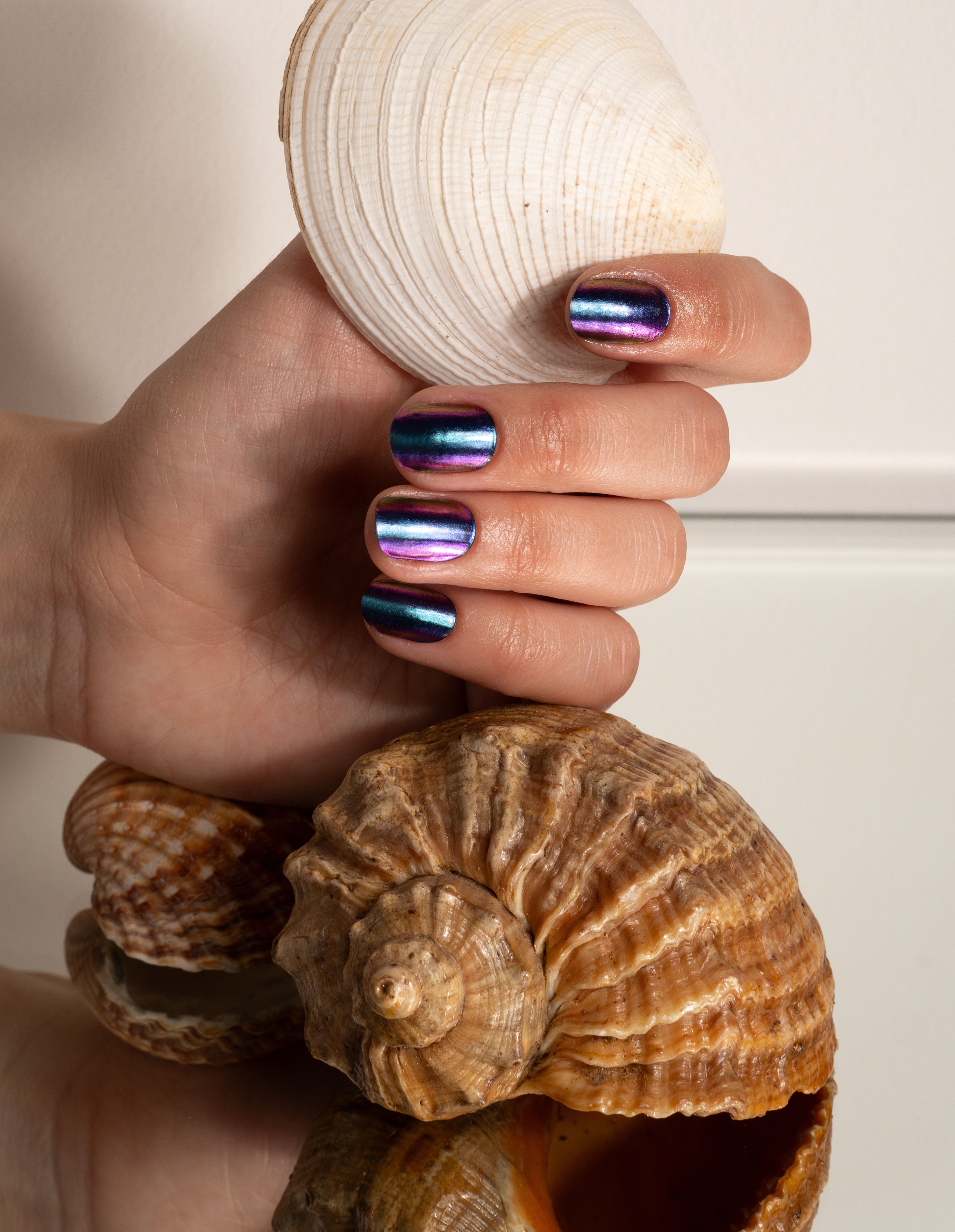 miss-sophie-little-mermaid-uv-gel-wraps-blau-lila-chrome image 2
