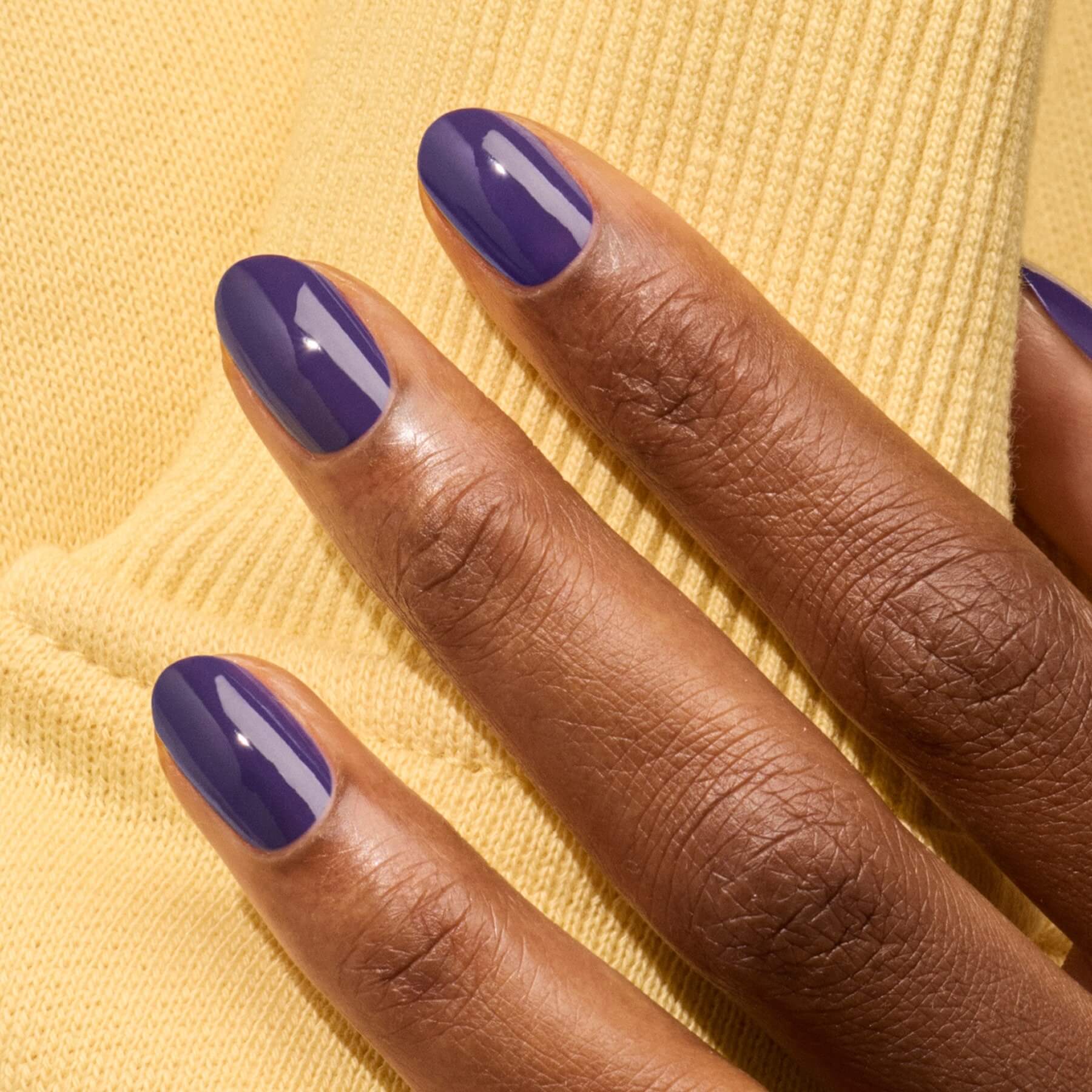 manucurist-green-nagellack-mystic-tiefes-blauviolett image 2