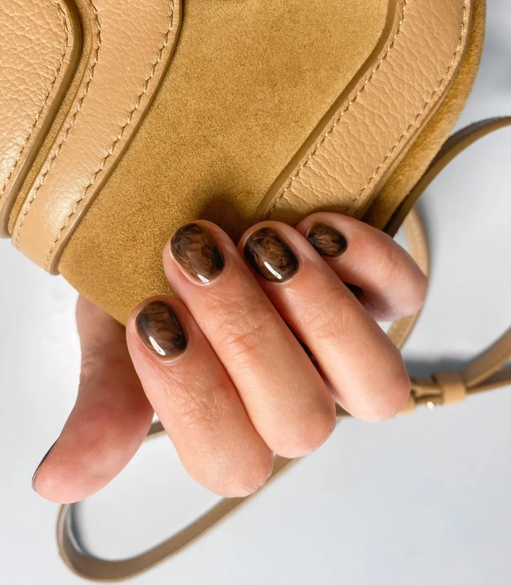 pink-gellac-203-chocolate-brown-gel-nagellack-cremig-reminiscence image 4