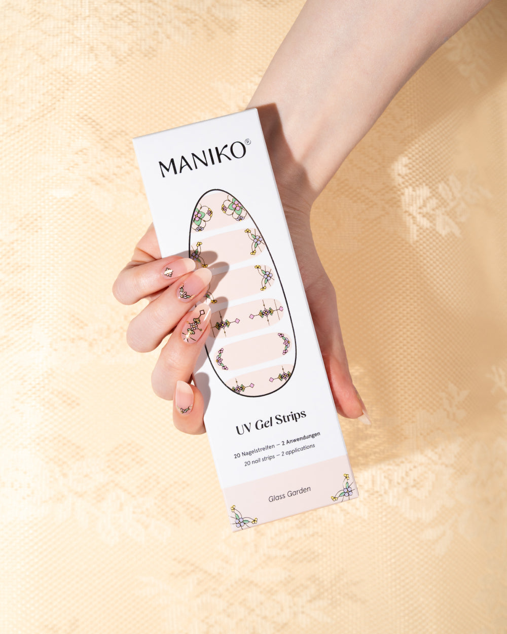 maniko-glass-garden-uv-uv-gel-strips image 4
