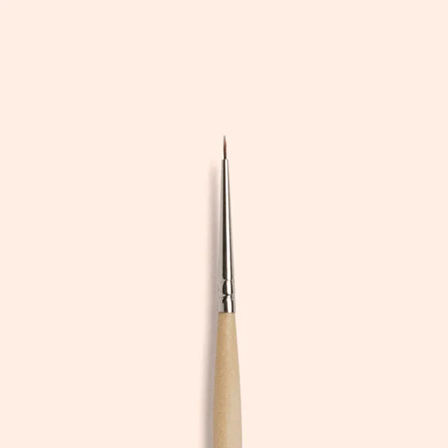manucurist-pinsel-mit-feiner-spitze-nail-art image 1