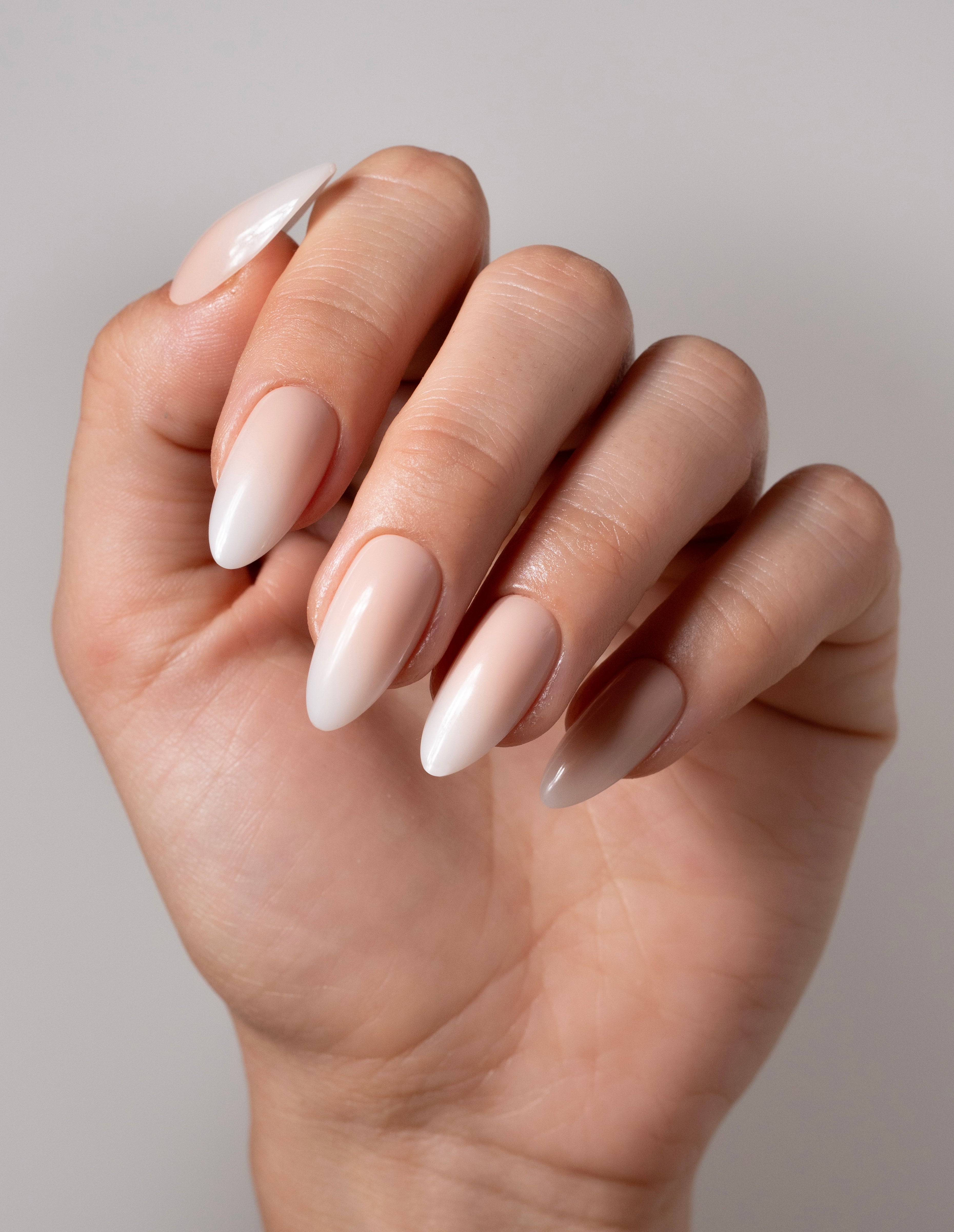 miss-sophie-nude-babyboomer-press-on-nails-medium-almond image 2