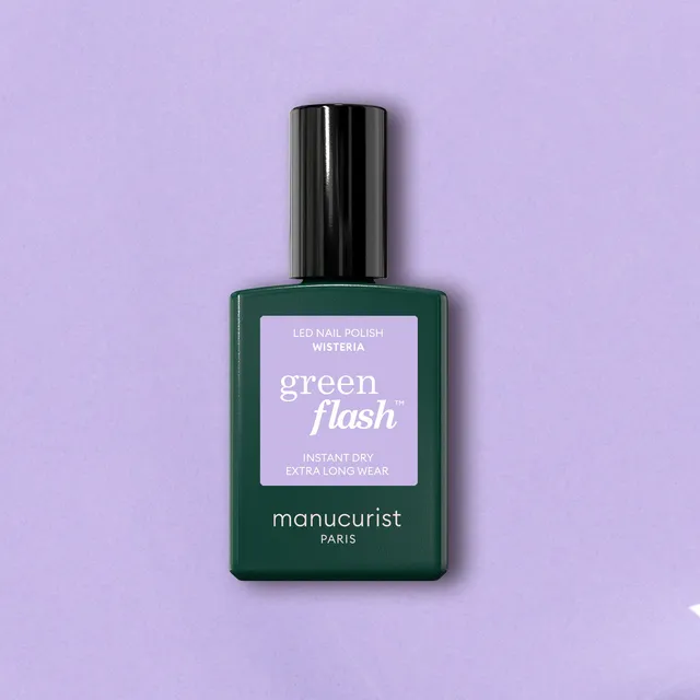 manucurist-green-flash-wisteria-halbpermanenter-gel-nagellack-pastellviolett image 1