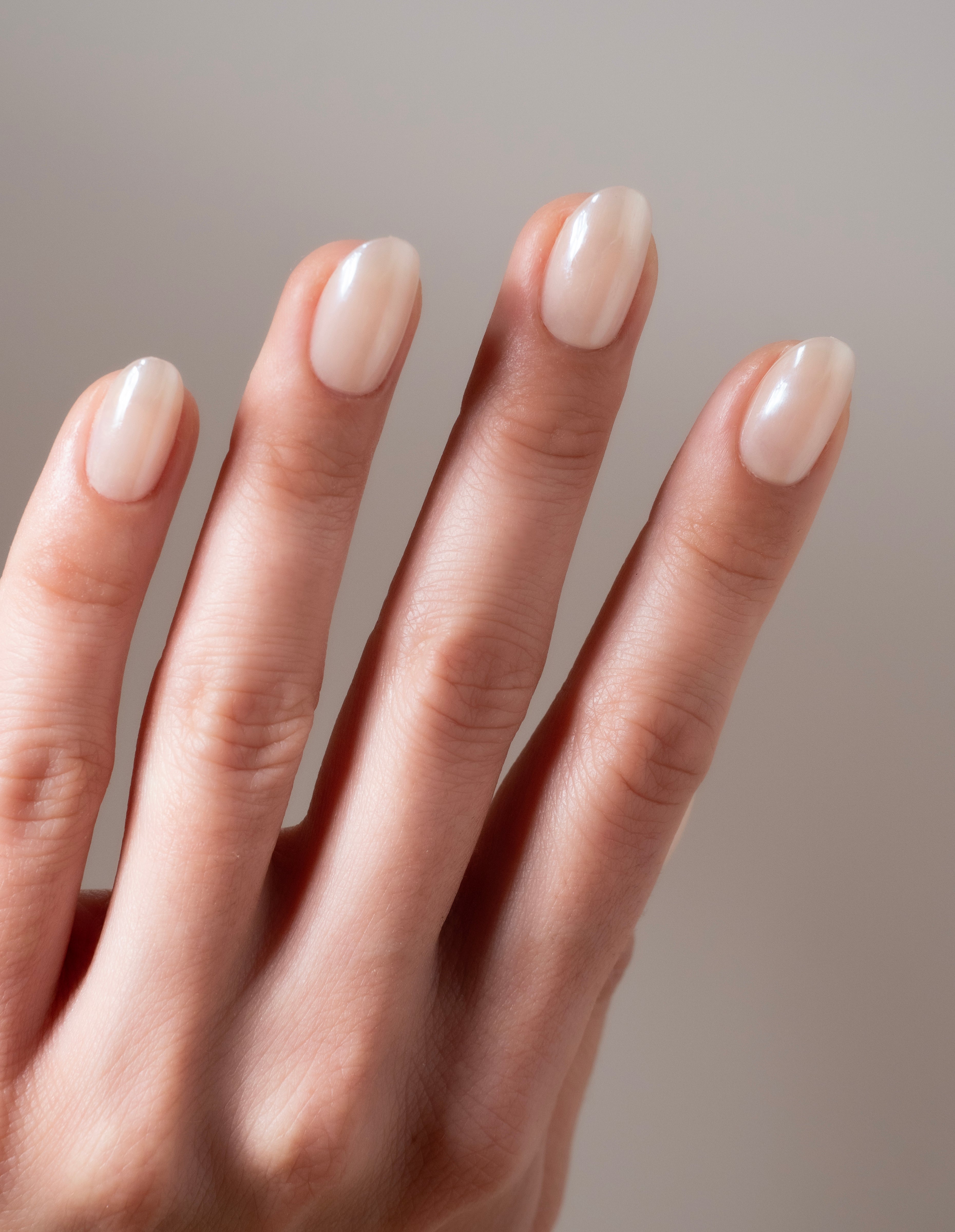 miss-sophie-glazed-donut-press-on-nails-short-round image 3