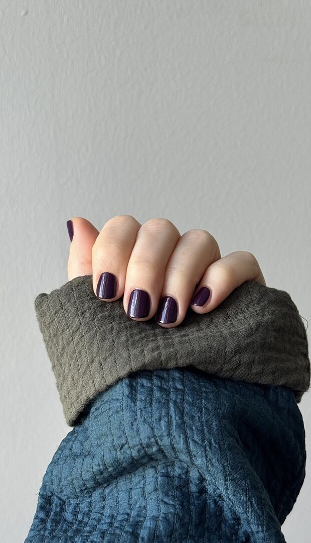 Schöne Farbe, aber etwas dünn