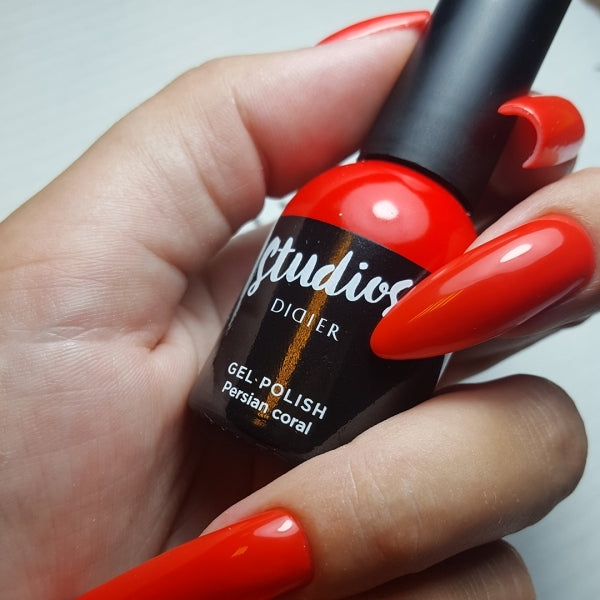 didier-lab-studios-didier-uv-nagellack-persian-coral-8-ml image 8