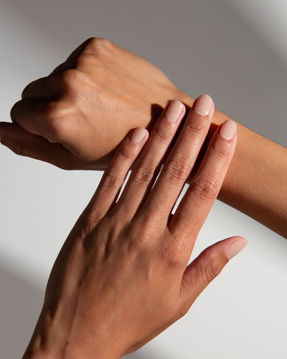 maniko-coffee-sheer-uv-gel-strips image 5