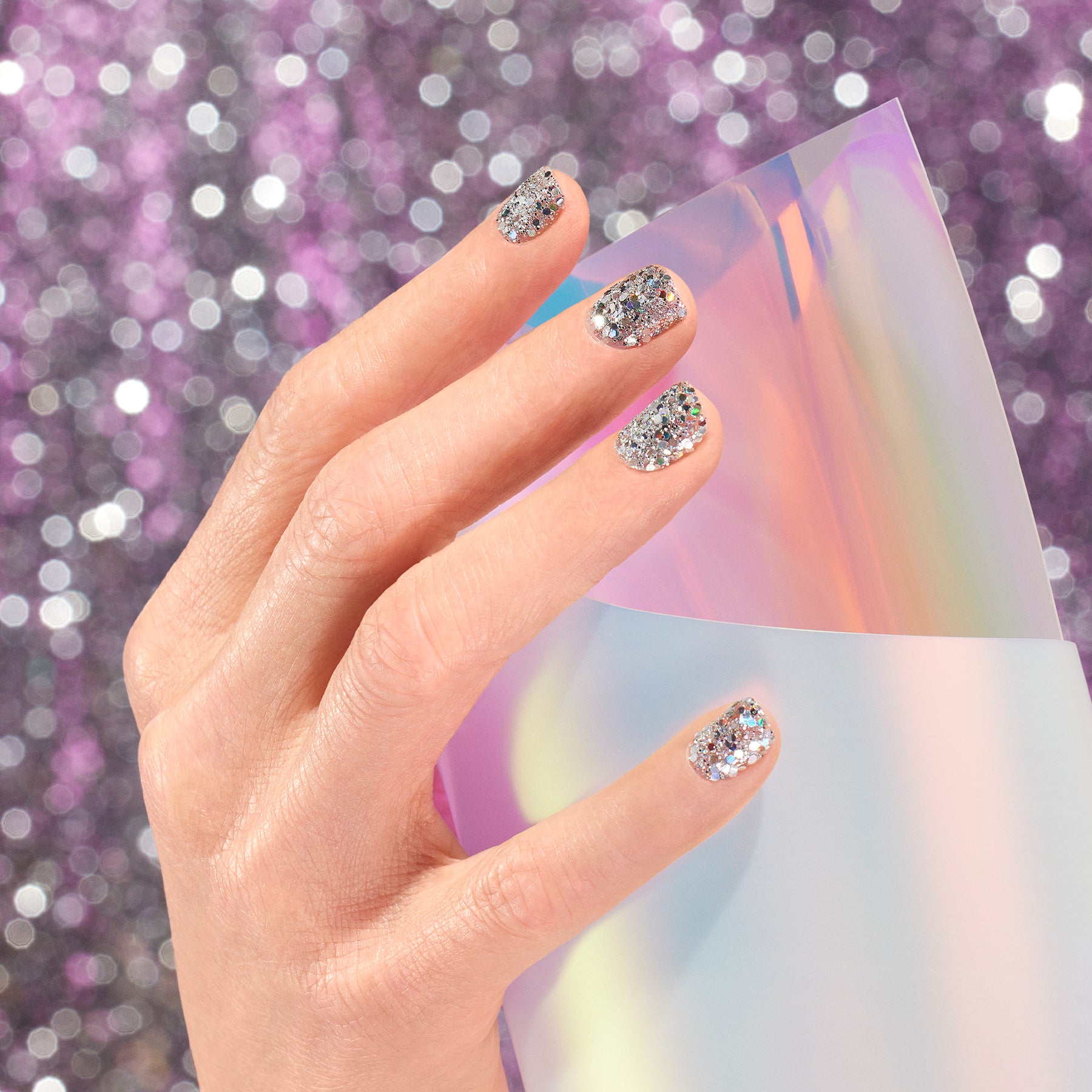 manucurist-biologisch-abbaubare-pailletten-holo-nagelglitzer image 2