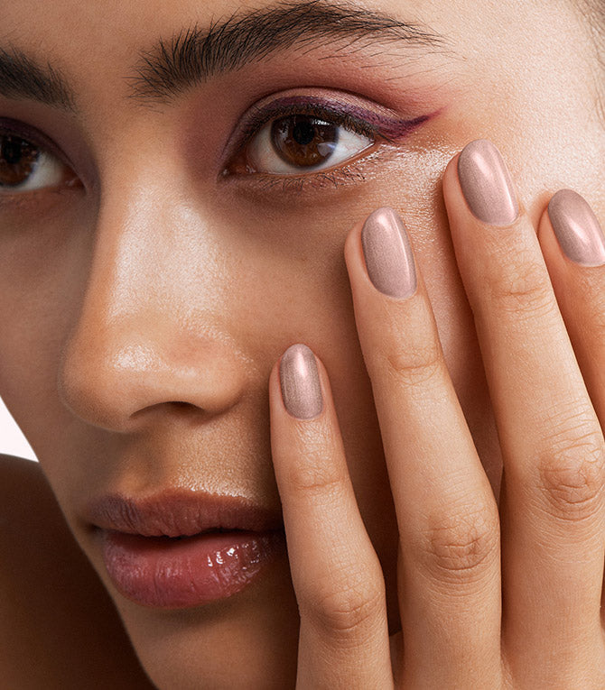 pink-gellac-125-bronzy-pink-metallic-gel-nagellack image 3