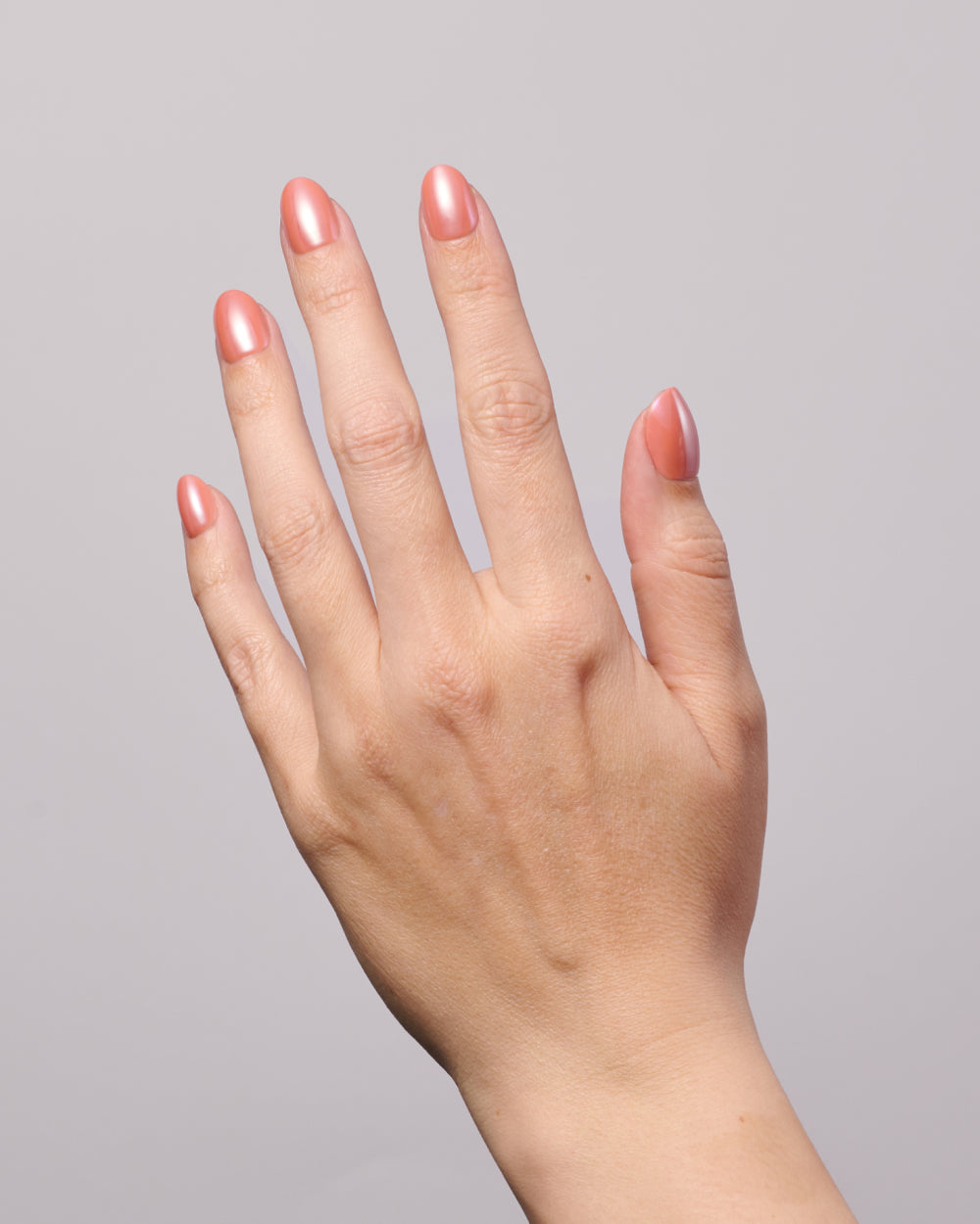 maniko-chrome-guave-short-round-soft-gel-press-ons image 5
