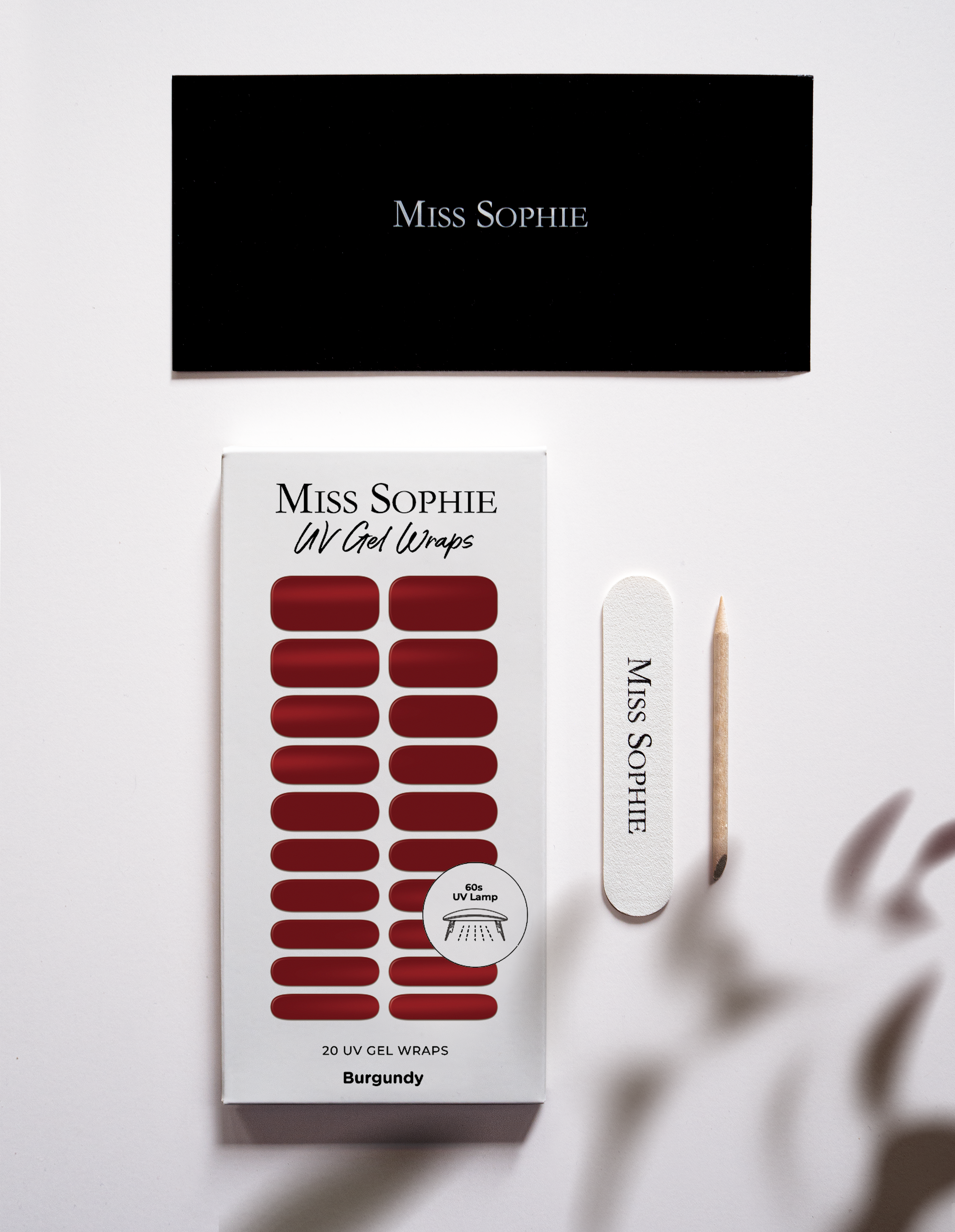 miss-sophie-burgundy-uv-gel-nagelfolien image 5