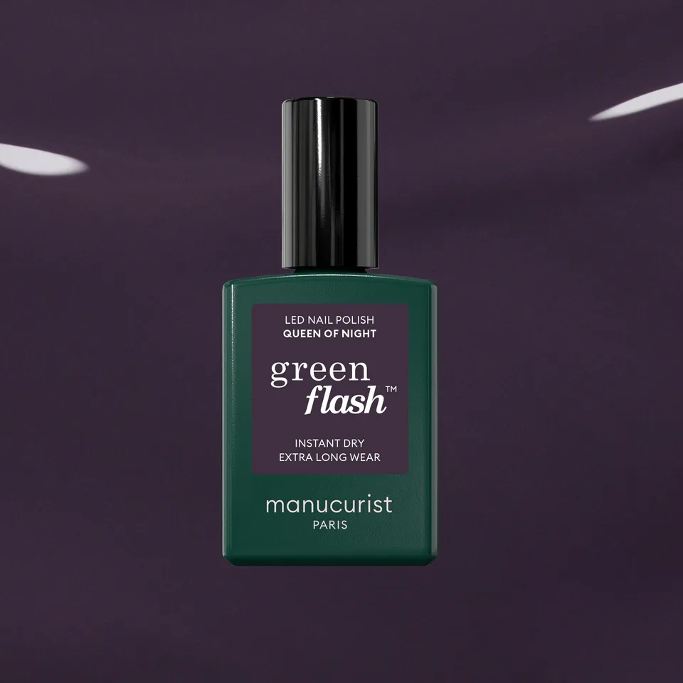 manucurist-green-flash-semi-permanent-queen-of-night-halbmatte-violett image 1