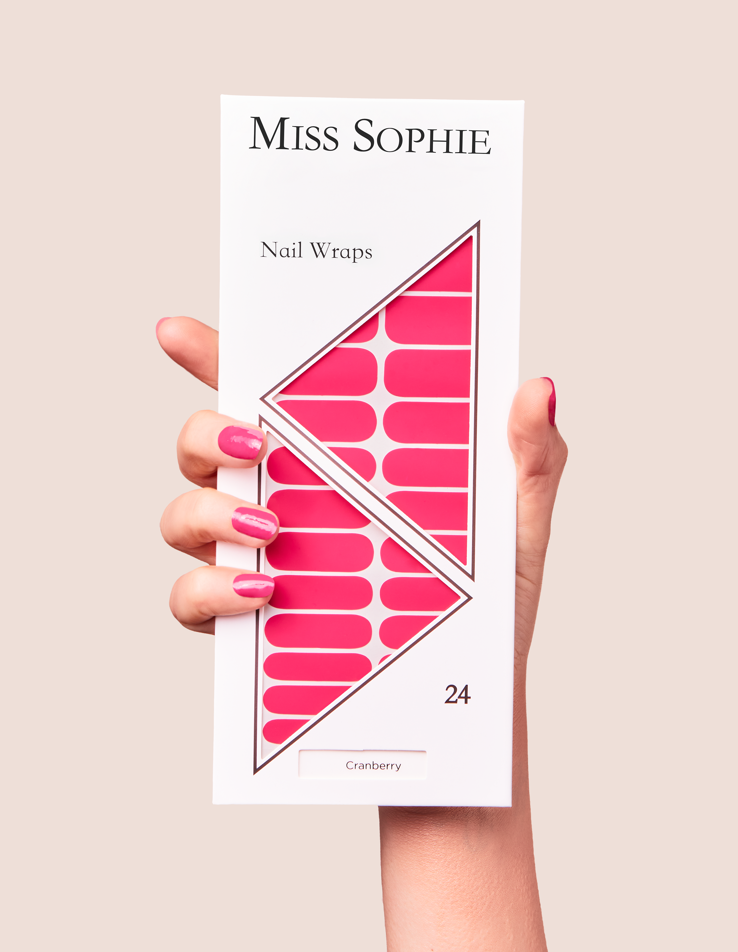 miss-sophie-cranberry-nagelfolien-knalliges-rot image 5