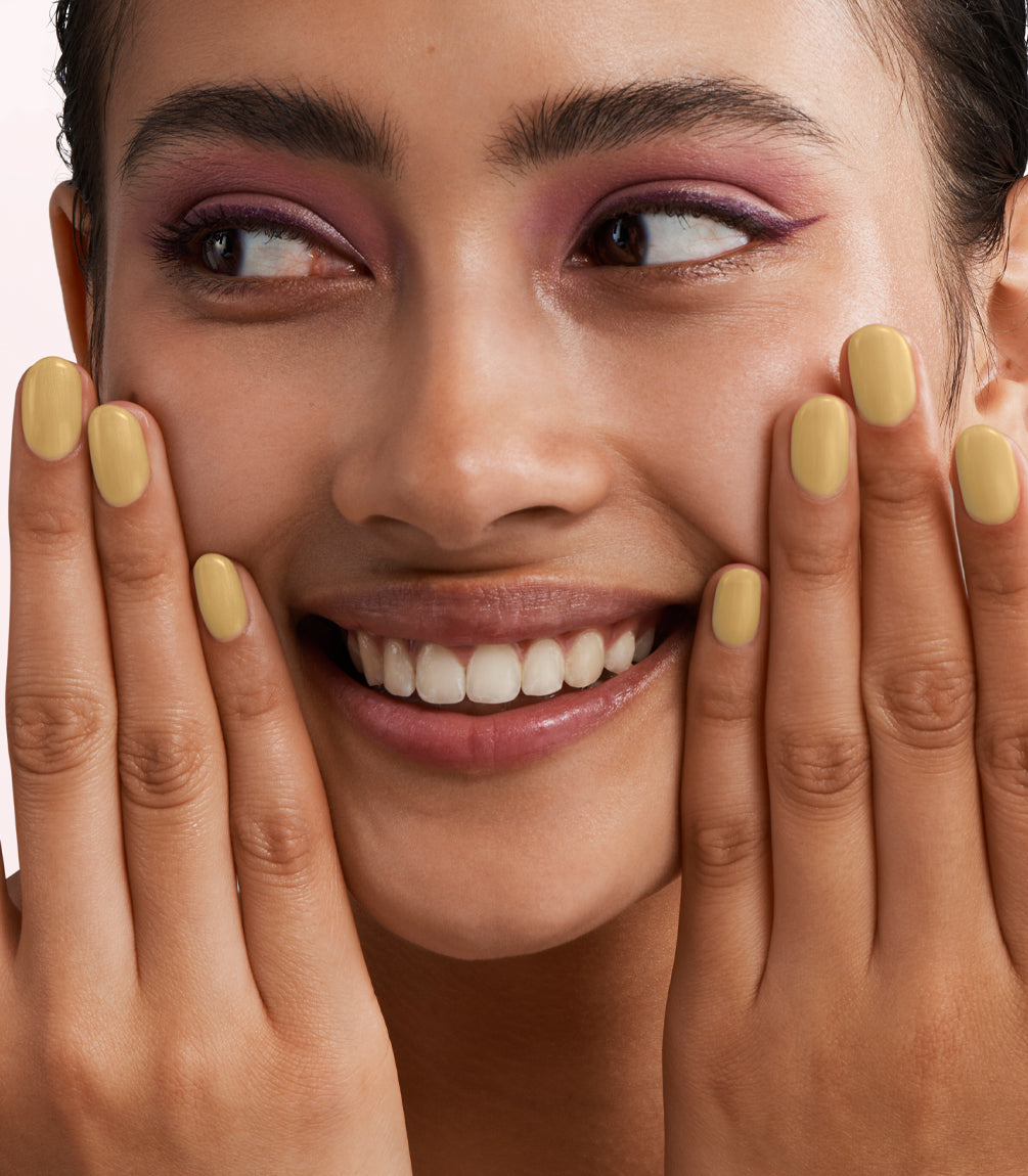 pink-gellac-400-seashell-gold-gel-nagellack-metallic-gold image 4