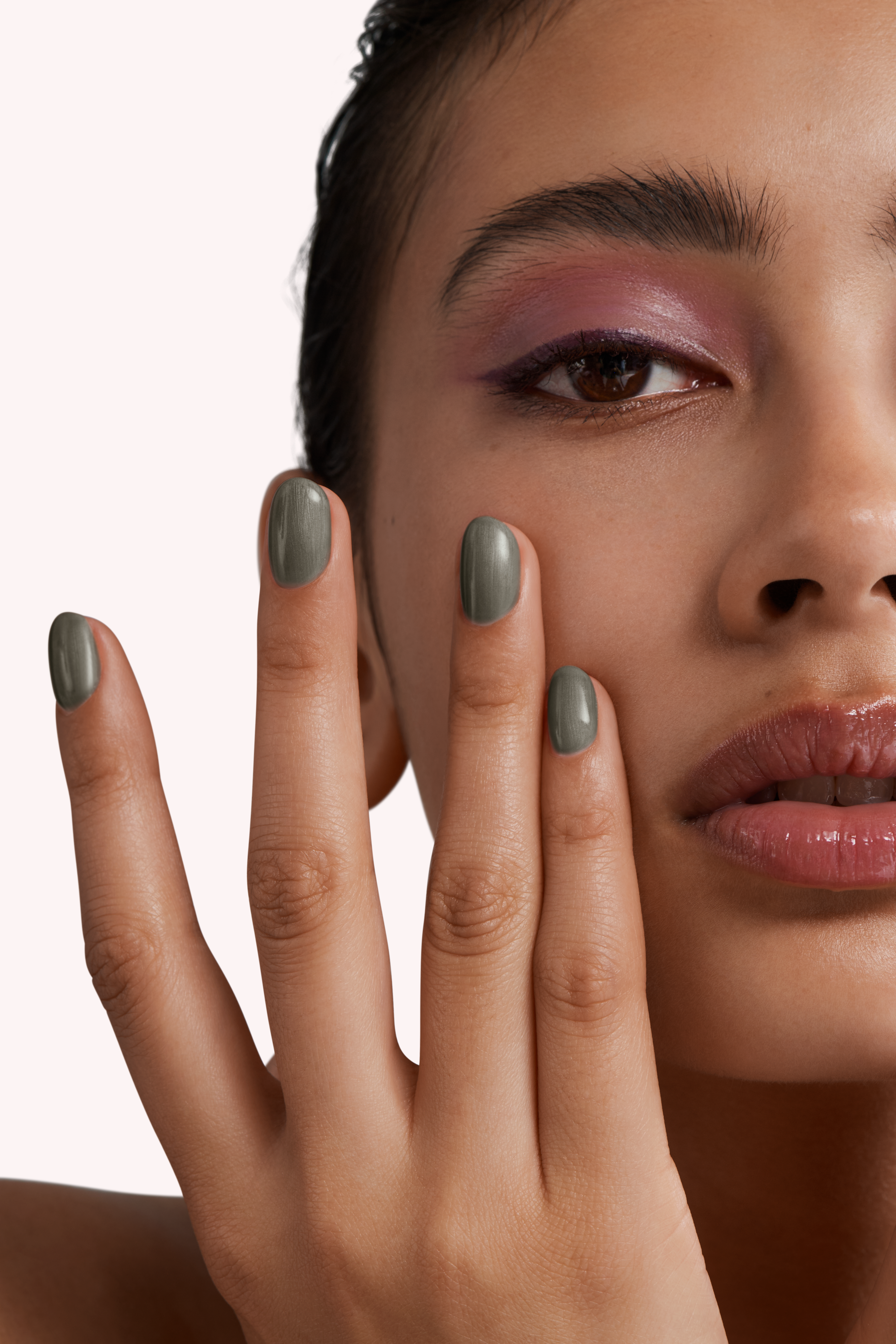 pink-gellac-153-petrol-grey-gel-nagellack image 3