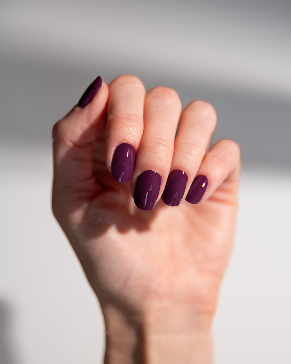 maniko-eggplant-uv-uv-gel-strips image 4