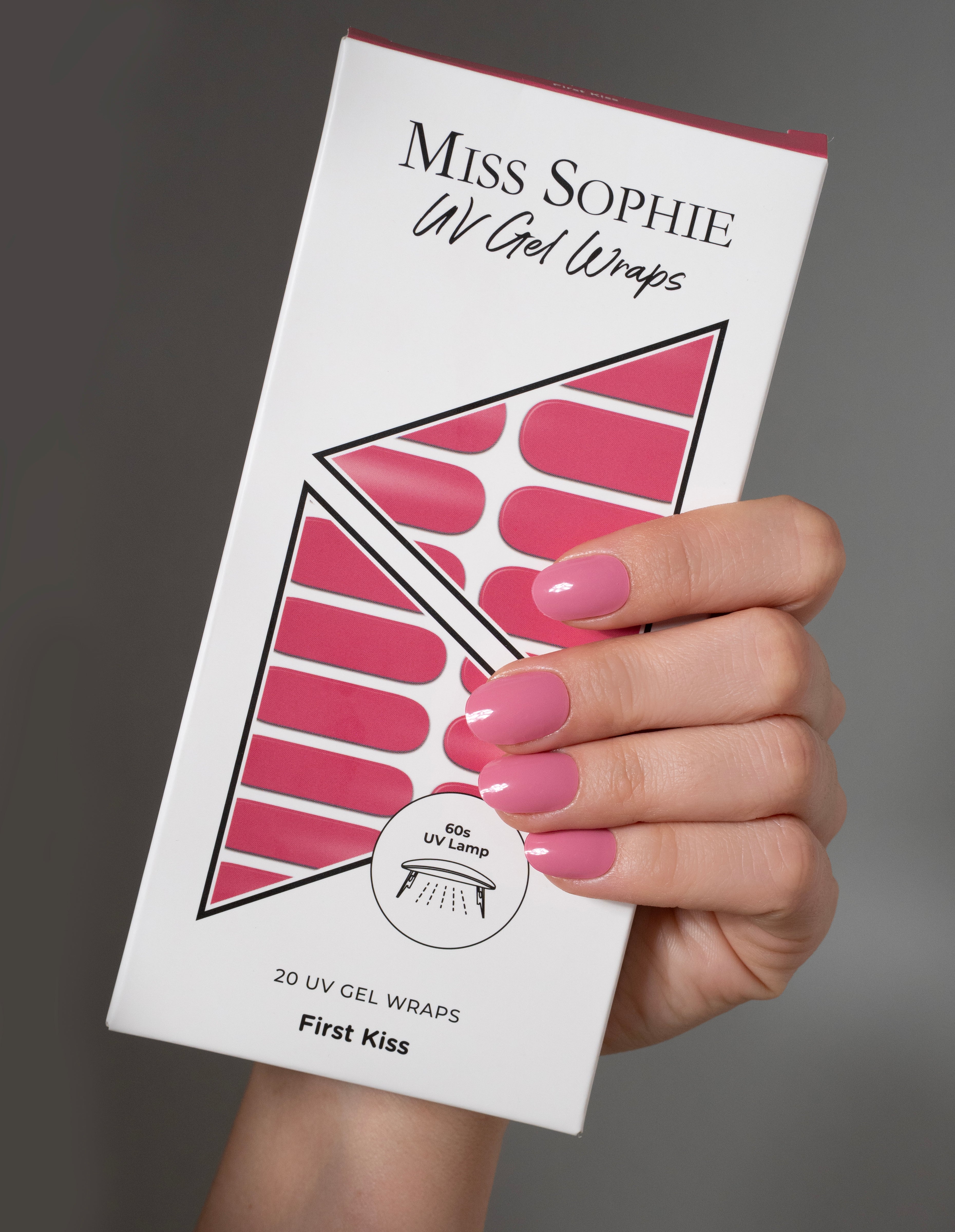 miss-sophie-first-kiss-uv-gel-nagelfolien-zartrosa image 5