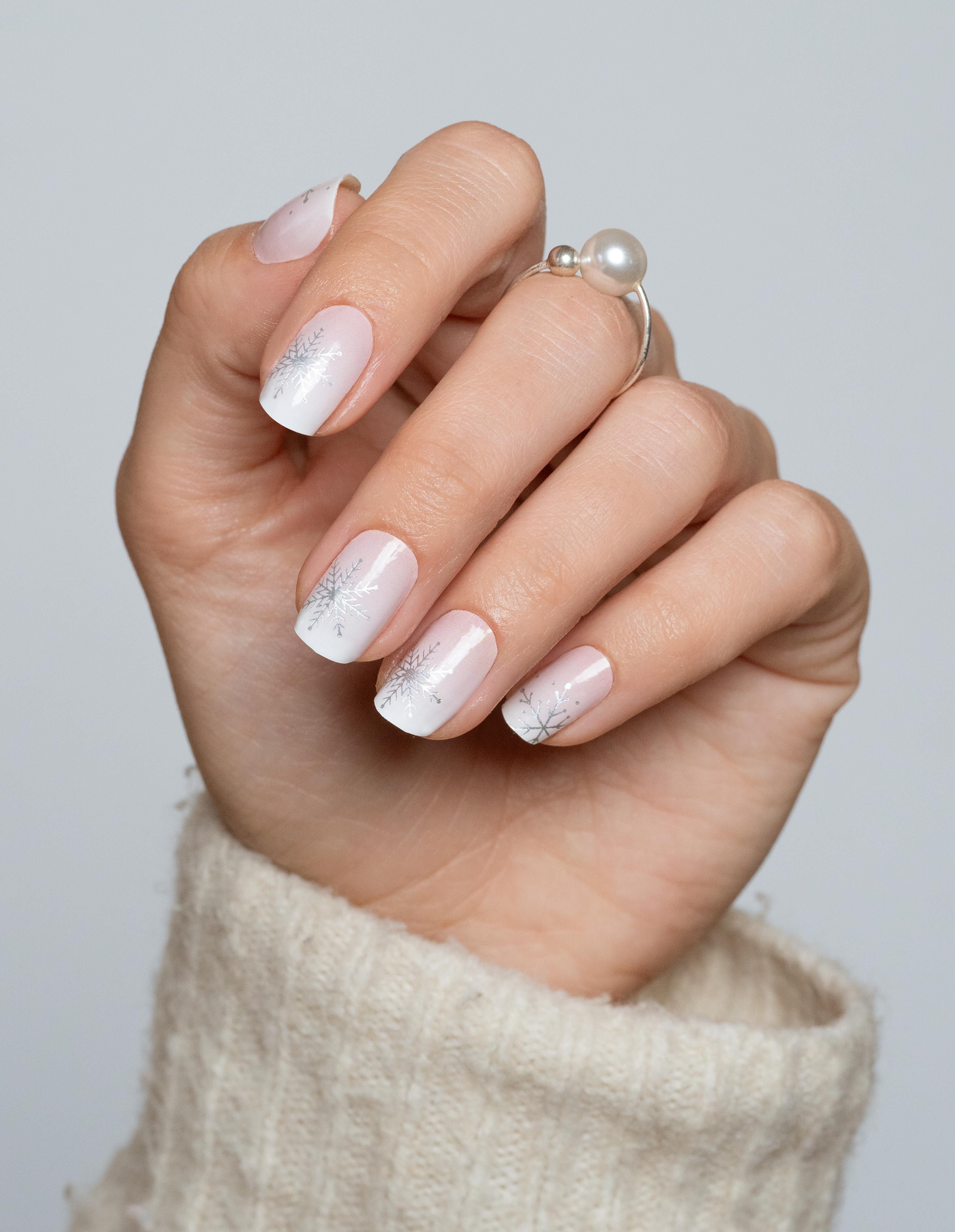 miss-sophie-snowfall-nagelfolien image 7
