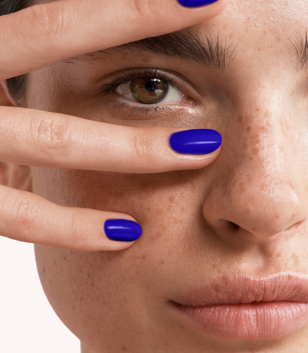 pink-gellac-373-royal-blue-gel-nagellack image 3