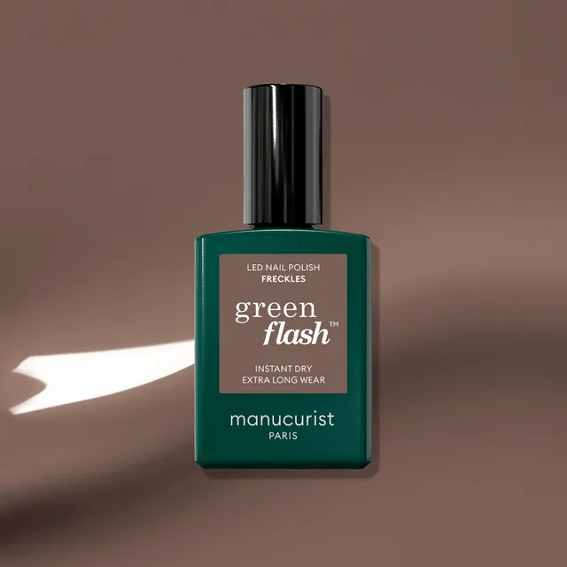 manucurist-green-flash-freckles-semi-permanenter-gel-nagellack-braun image 1