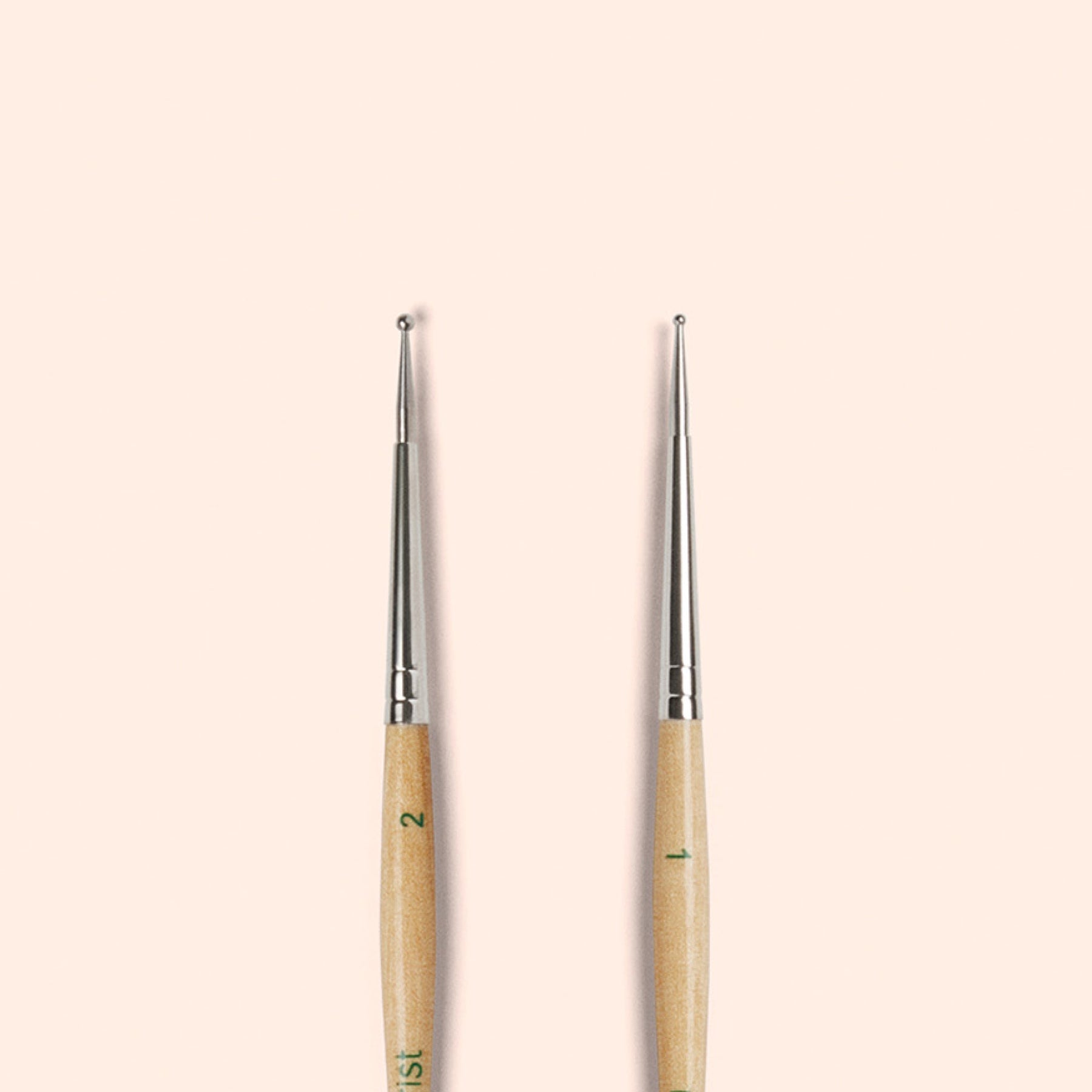 manucurist-dotting-tool-nail-art-punktewerkzeug image 1