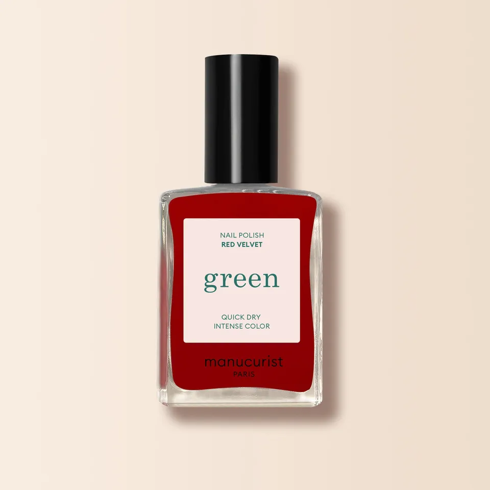 manucurist-green-nagellack-red-velvet-samtrot image 1
