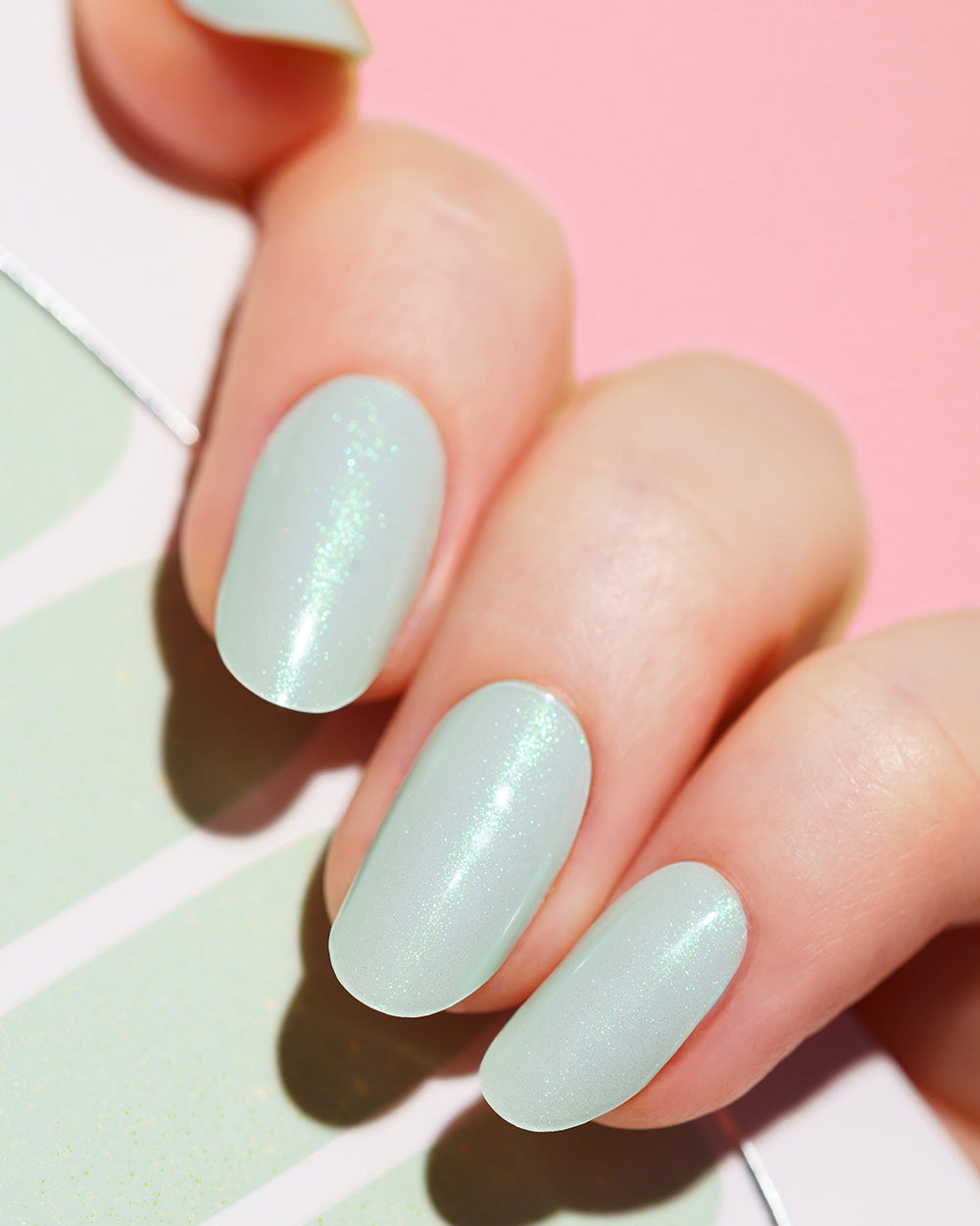 maniko-shimmery-mint-uv-gel-strips image 4