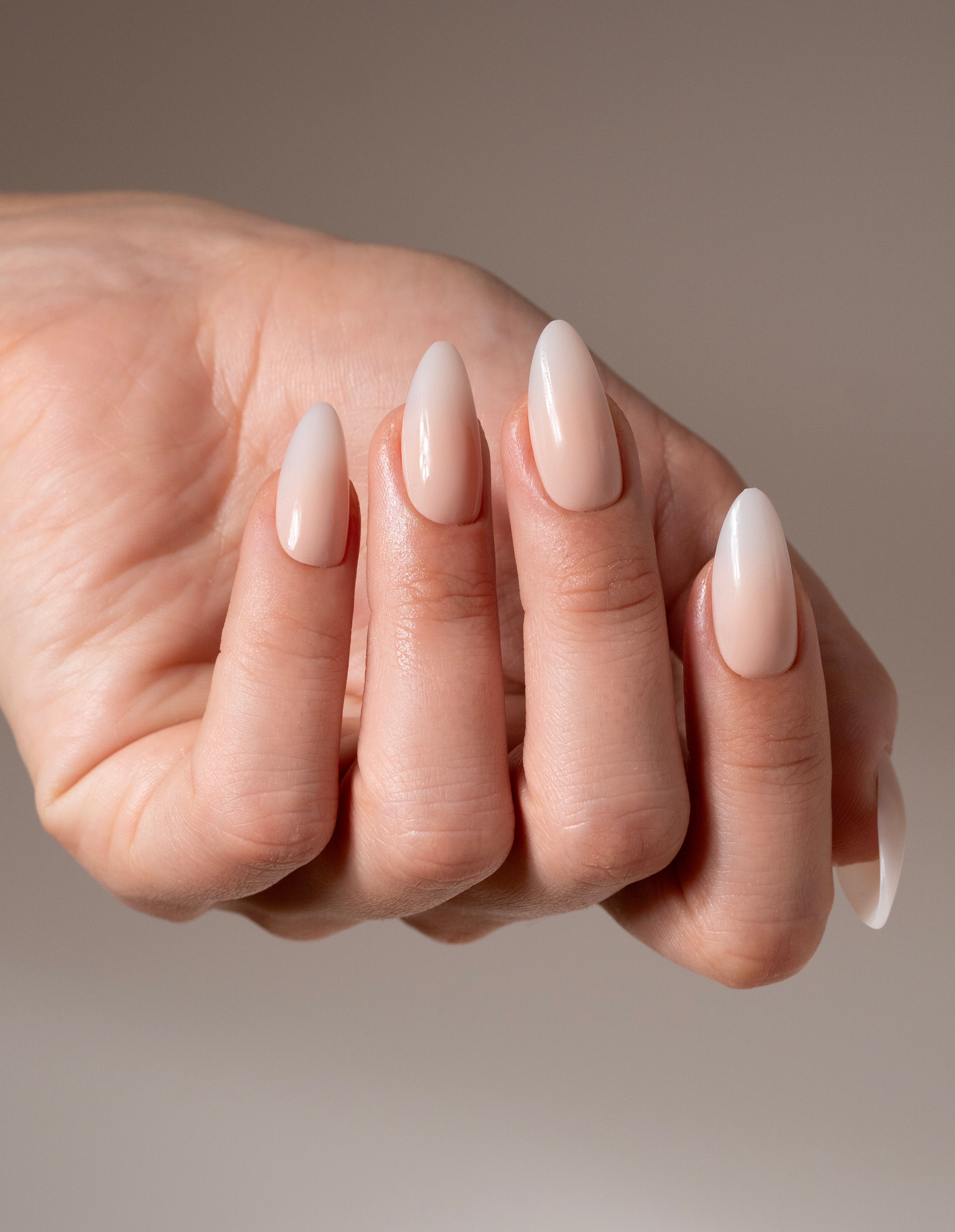 miss-sophie-nude-babyboomer-press-on-nails-medium-almond image 3