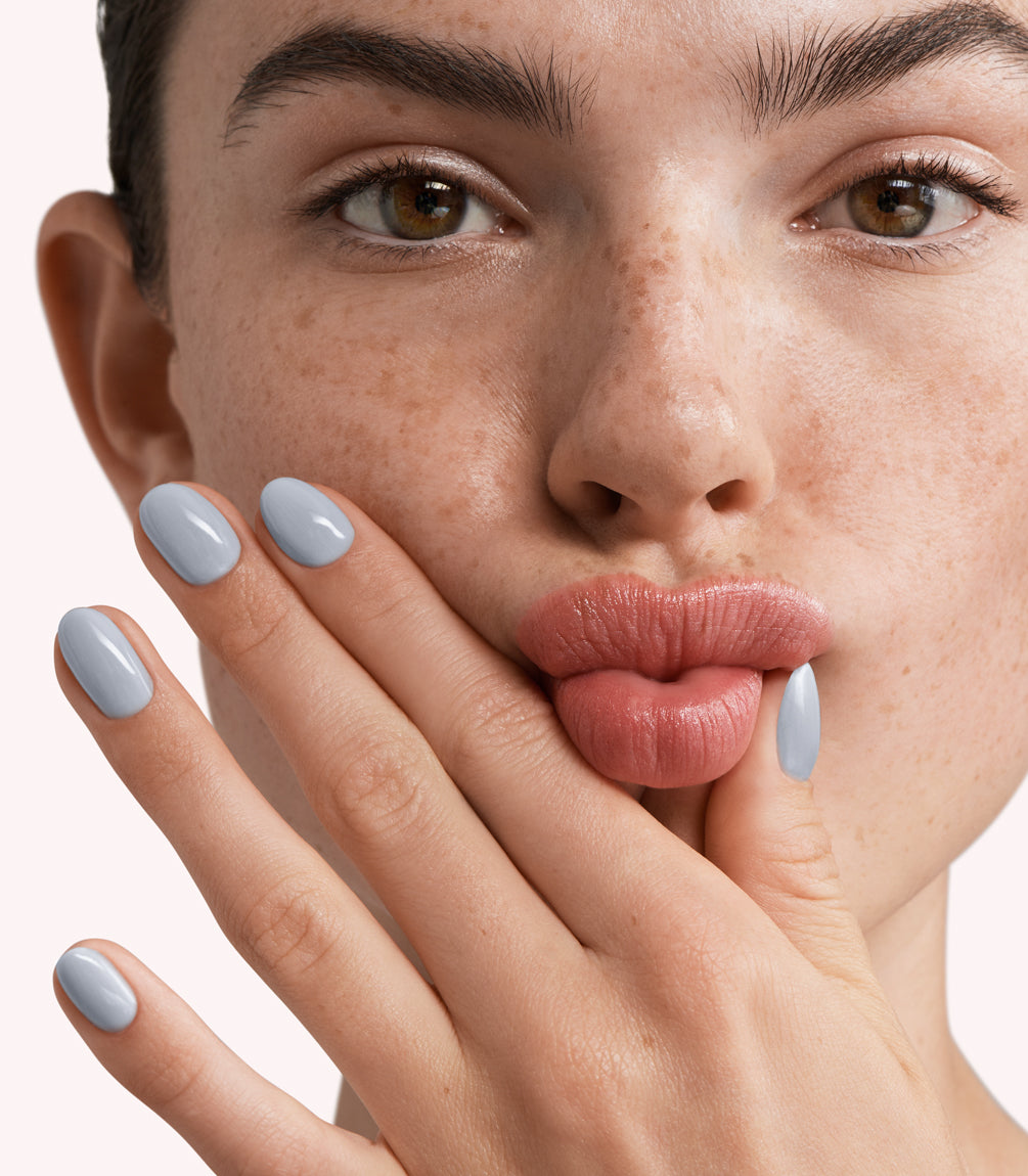 pink-gellac-295-sky-grey-gel-nagellack image 3