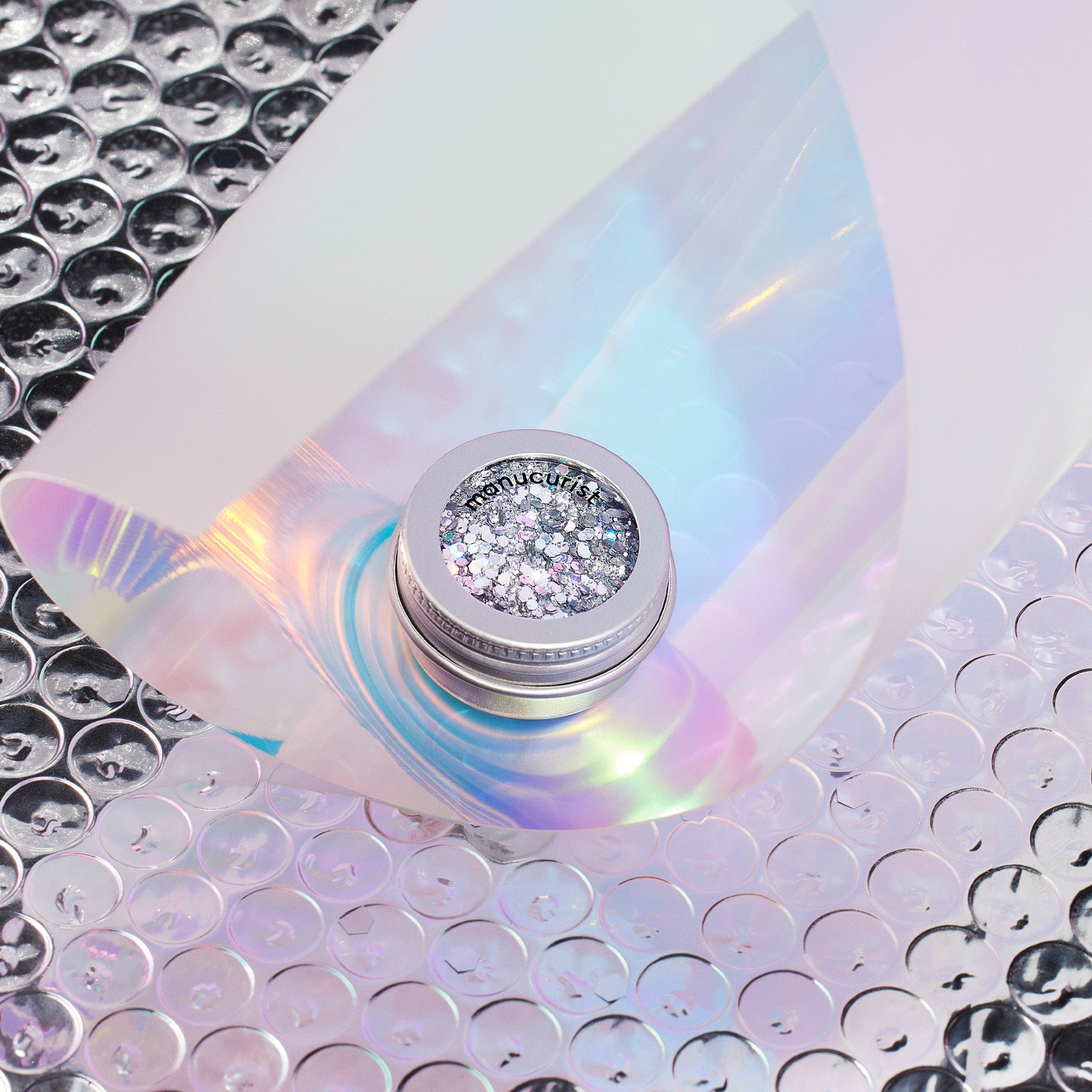 manucurist-biologisch-abbaubare-pailletten-holo-nagelglitzer image 4