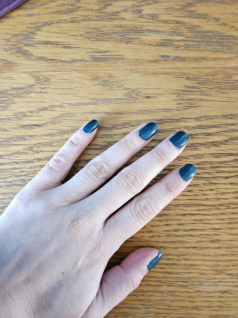Schöne dunkle Farbe