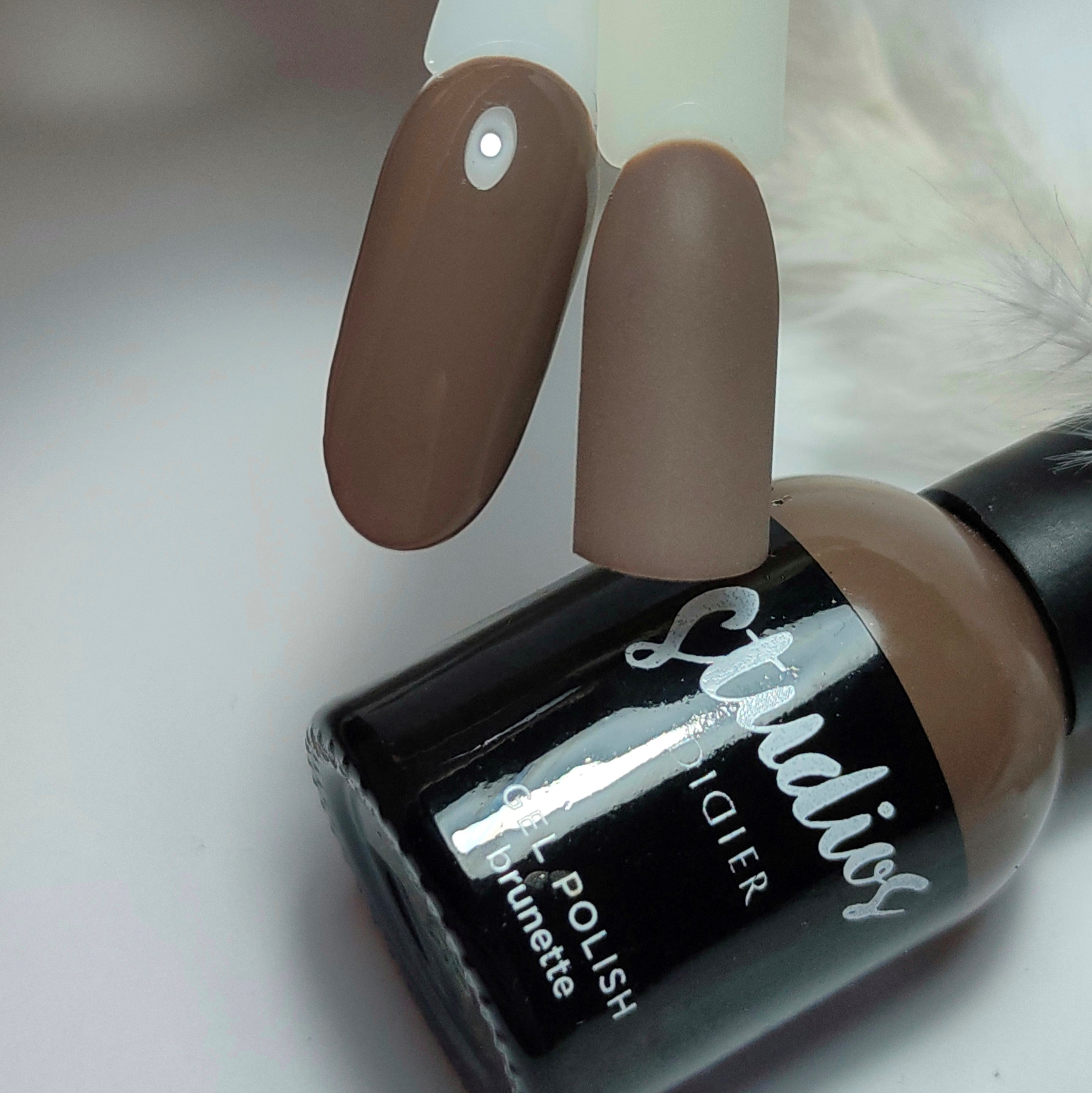 didier-lab-studios-didier-uv-gellack-brunette-8ml image 5