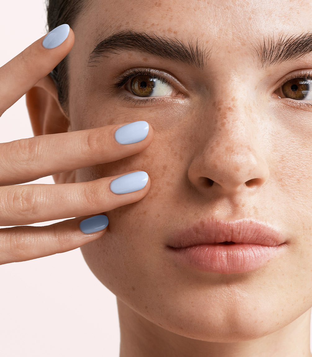 pink-gellac-451-something-blue-gel-nagellack image 3